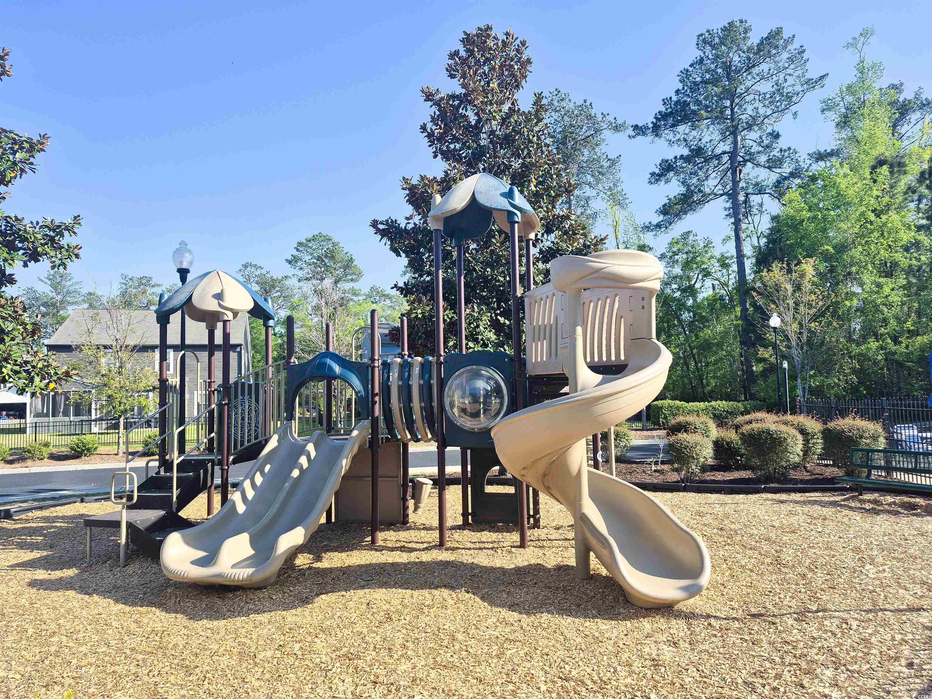 897 Wild Leaf Loop Property Photo 37