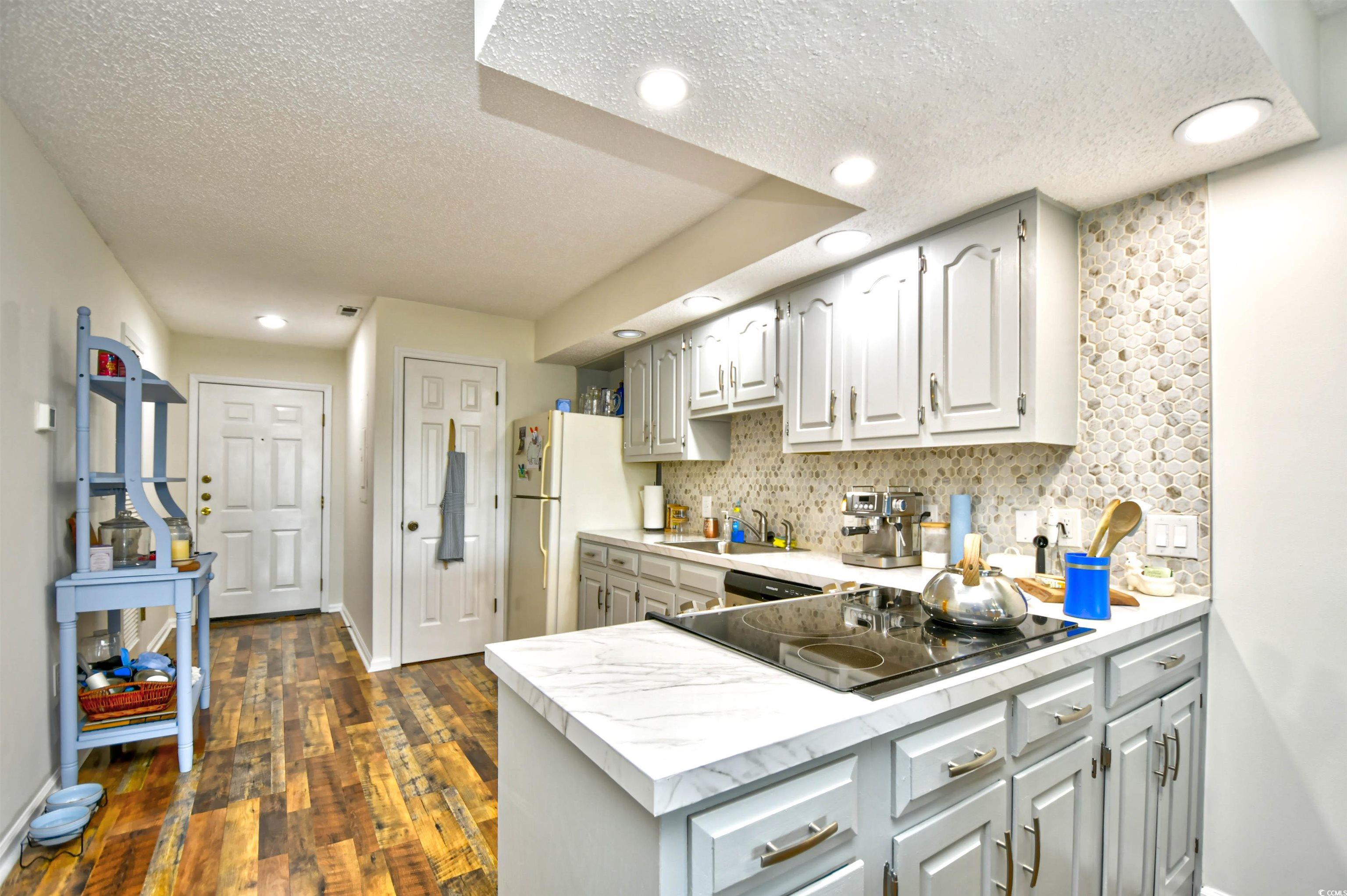 4238 Pinehurst Circle Property Photo 13
