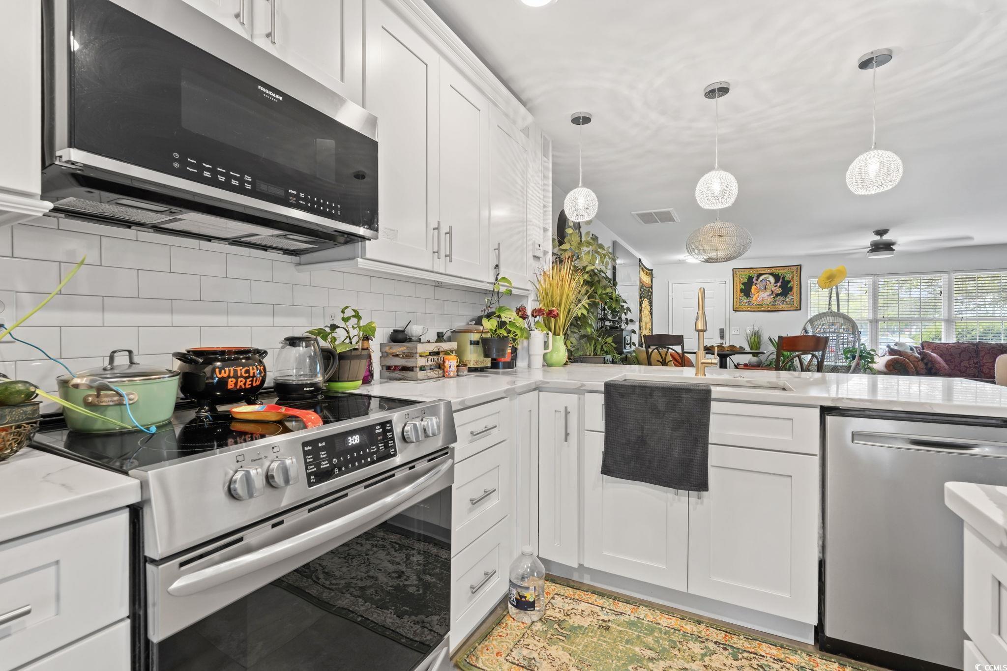 3564 Evergreen Way Property Photo 9