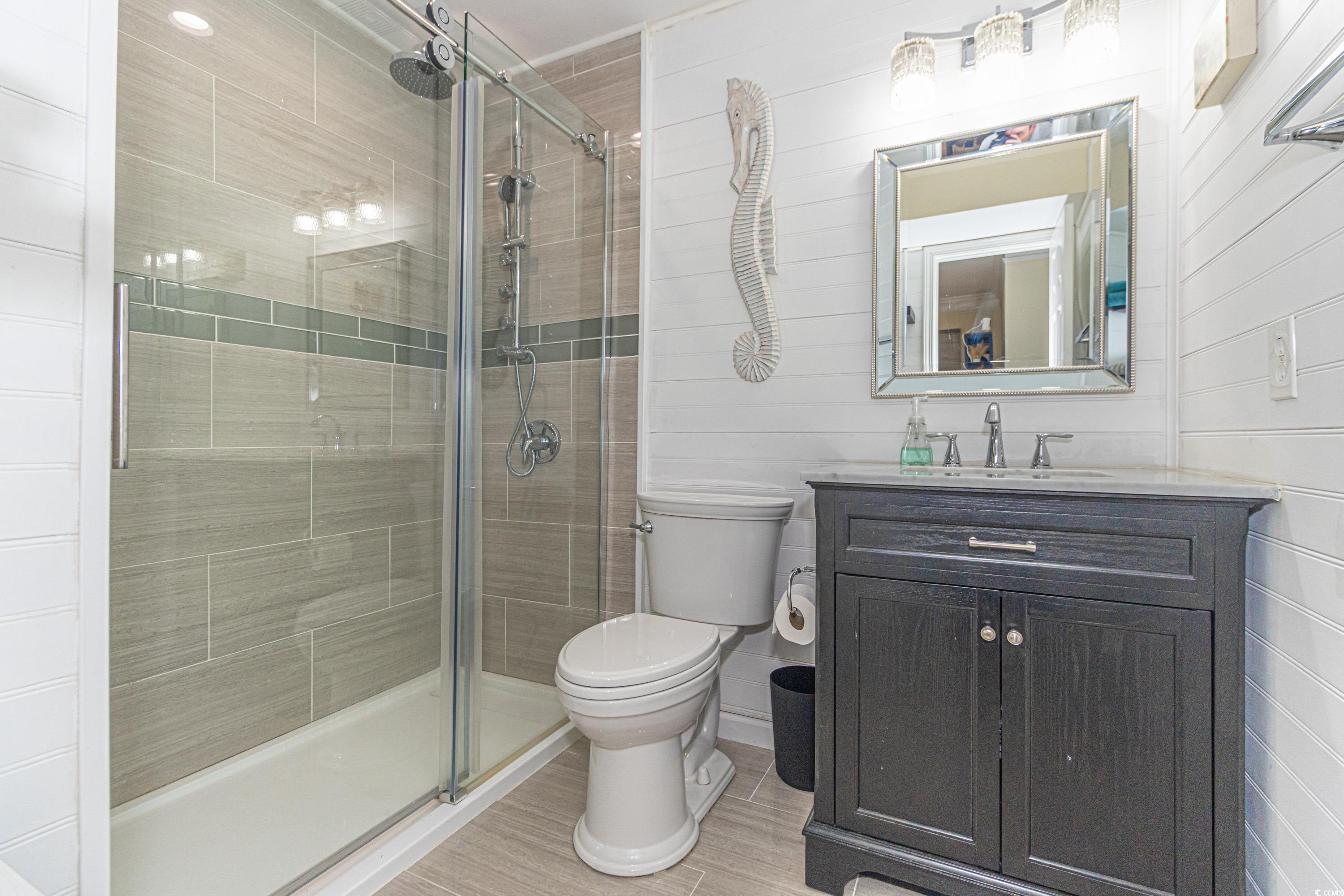 4560 Greenbriar Dr. Property Photo 29