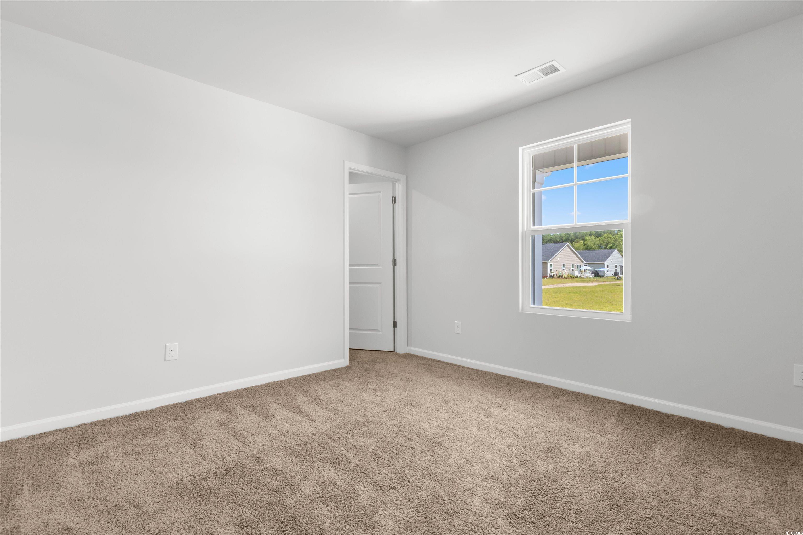 1024 Kinness Dr. Property Photo 3