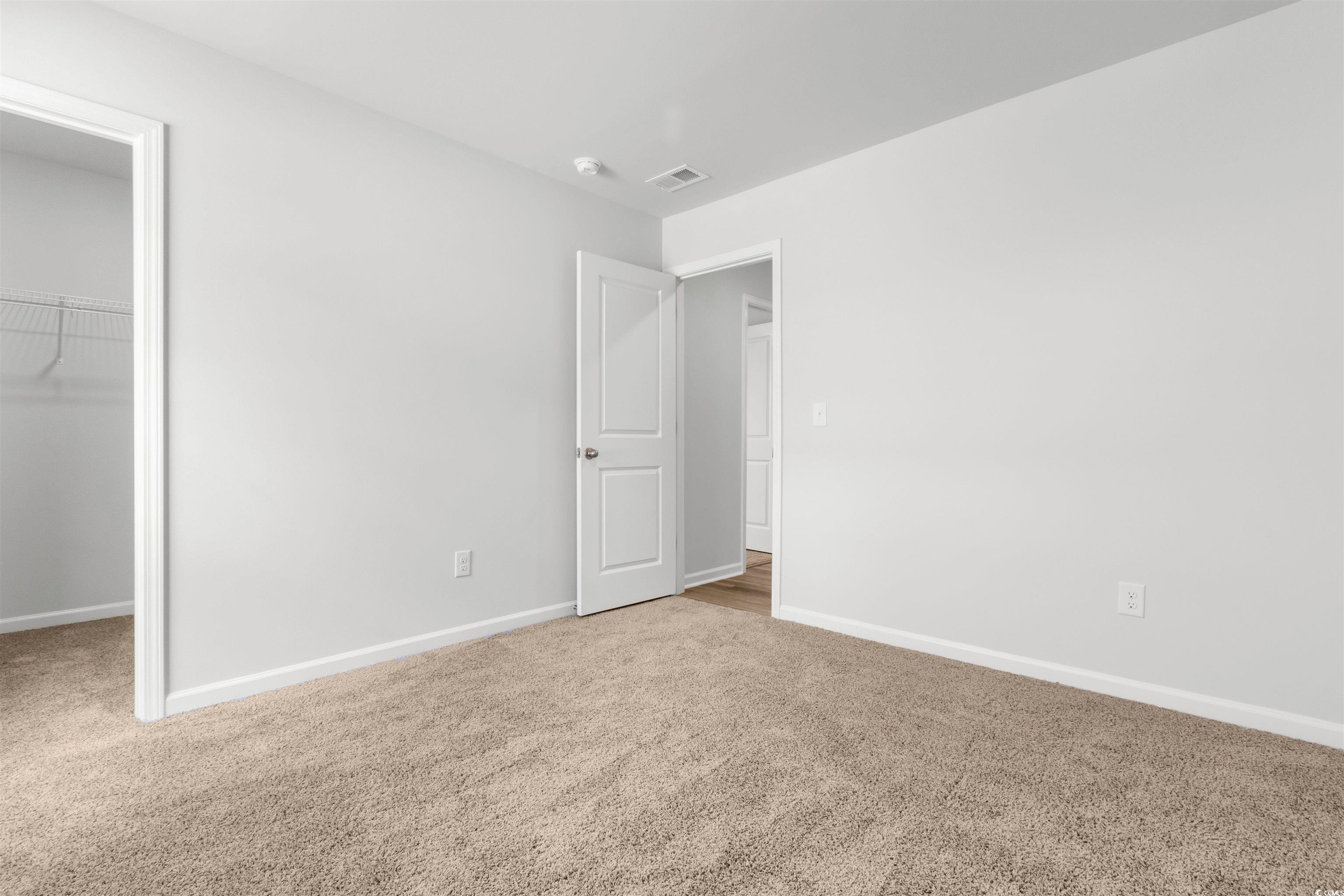 1024 Kinness Dr. Property Photo 7