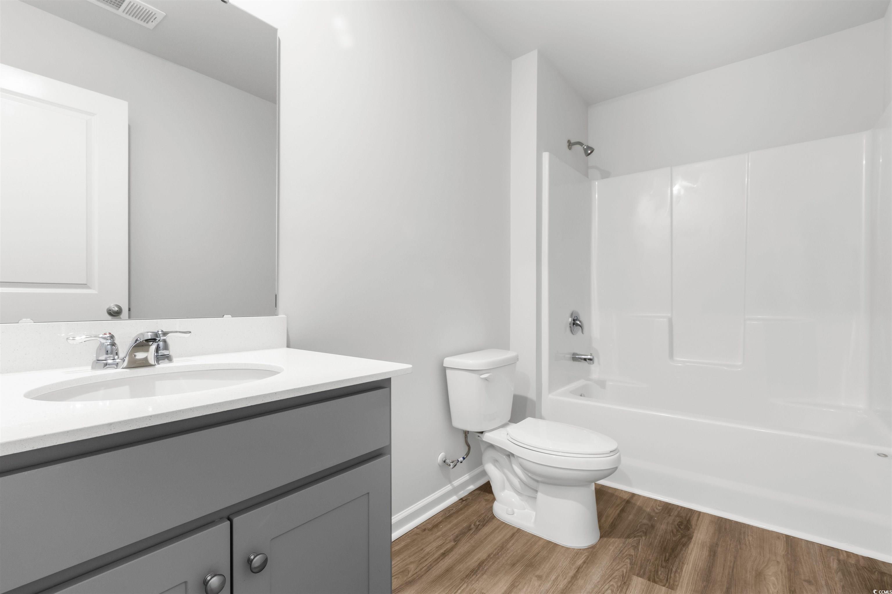 1024 Kinness Dr. Property Photo 8