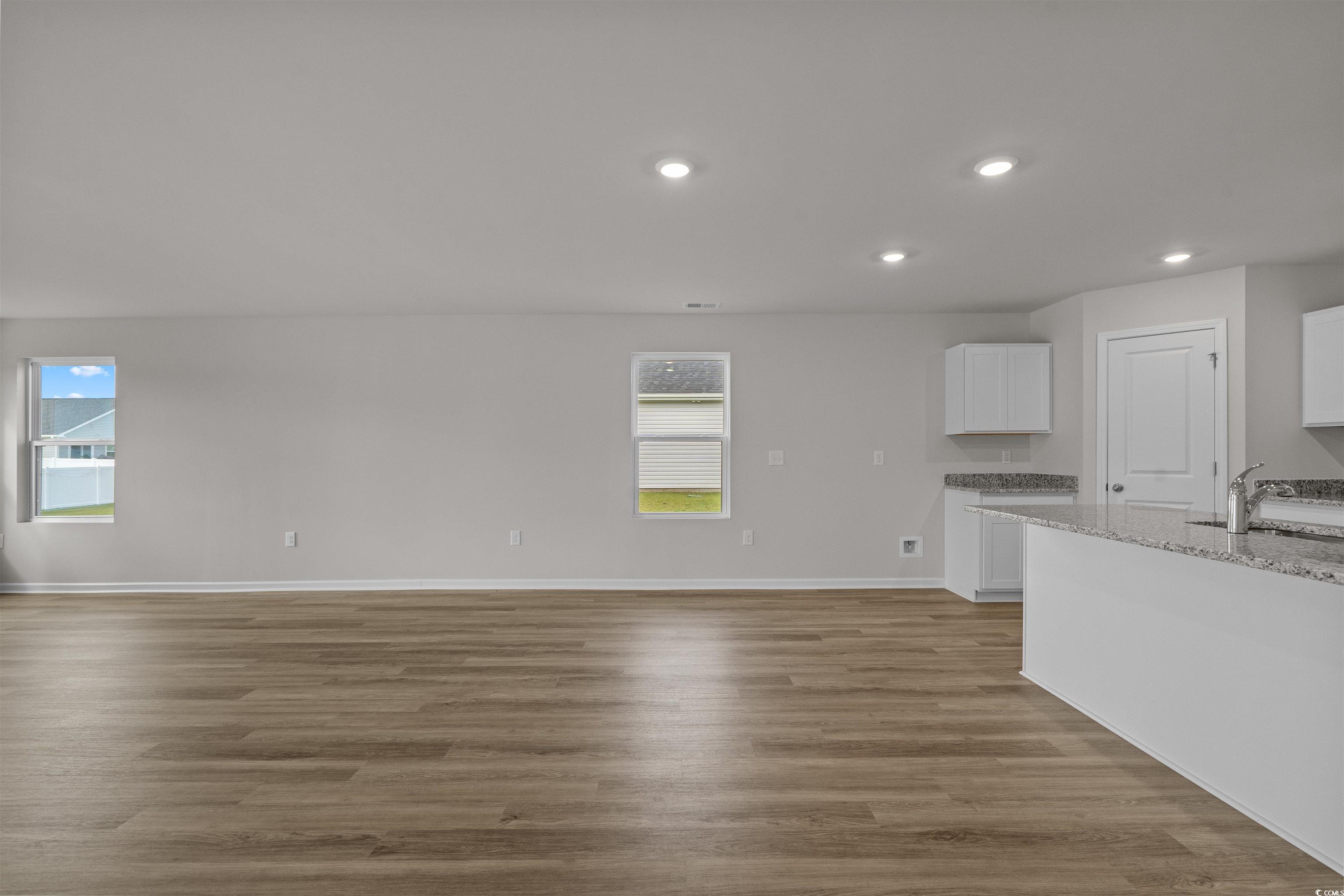 1024 Kinness Dr. Property Photo 17