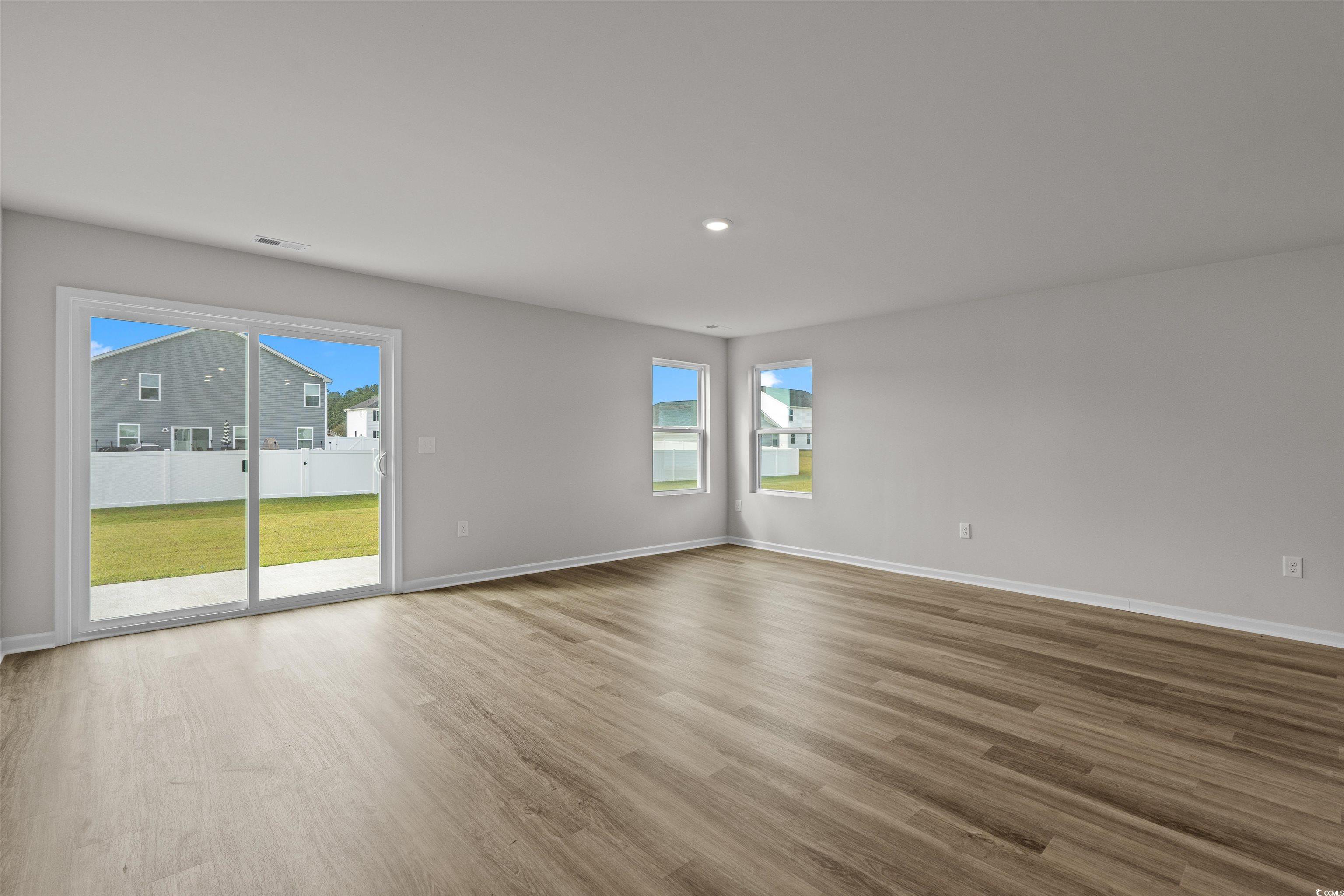 1024 Kinness Dr. Property Photo 18