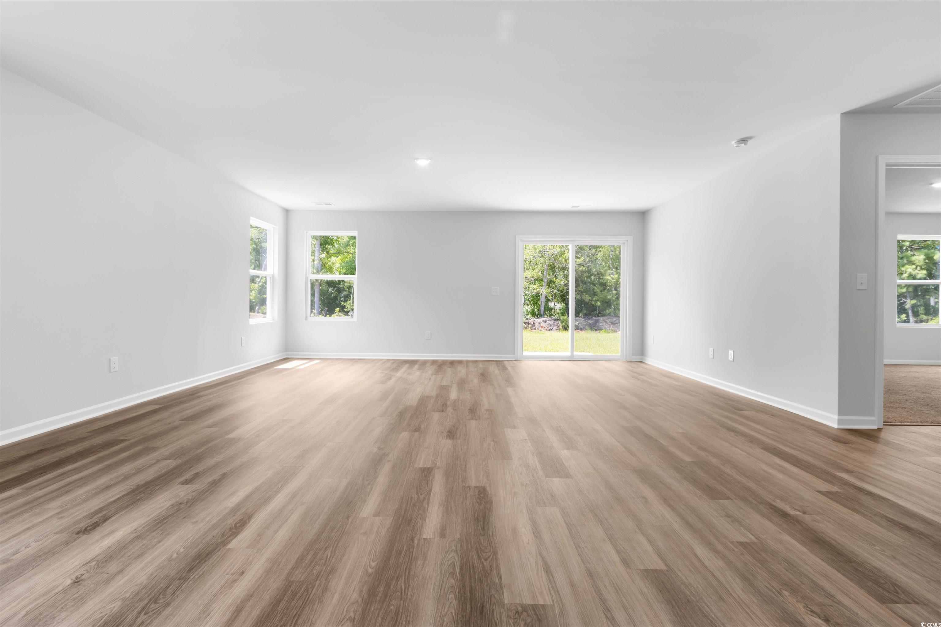 1024 Kinness Dr. Property Photo 28