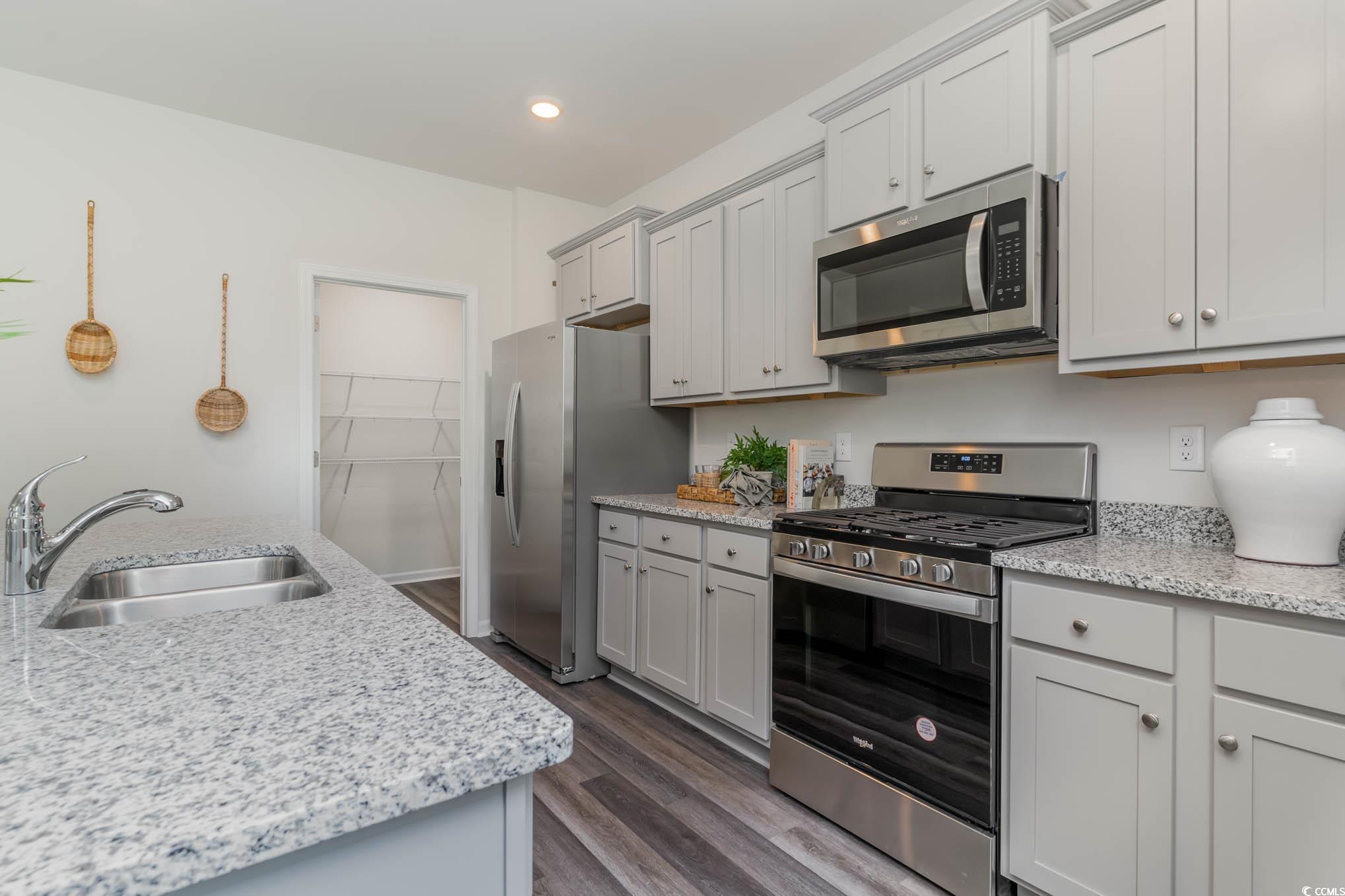 2836 Riverboat Way Property Photo 15
