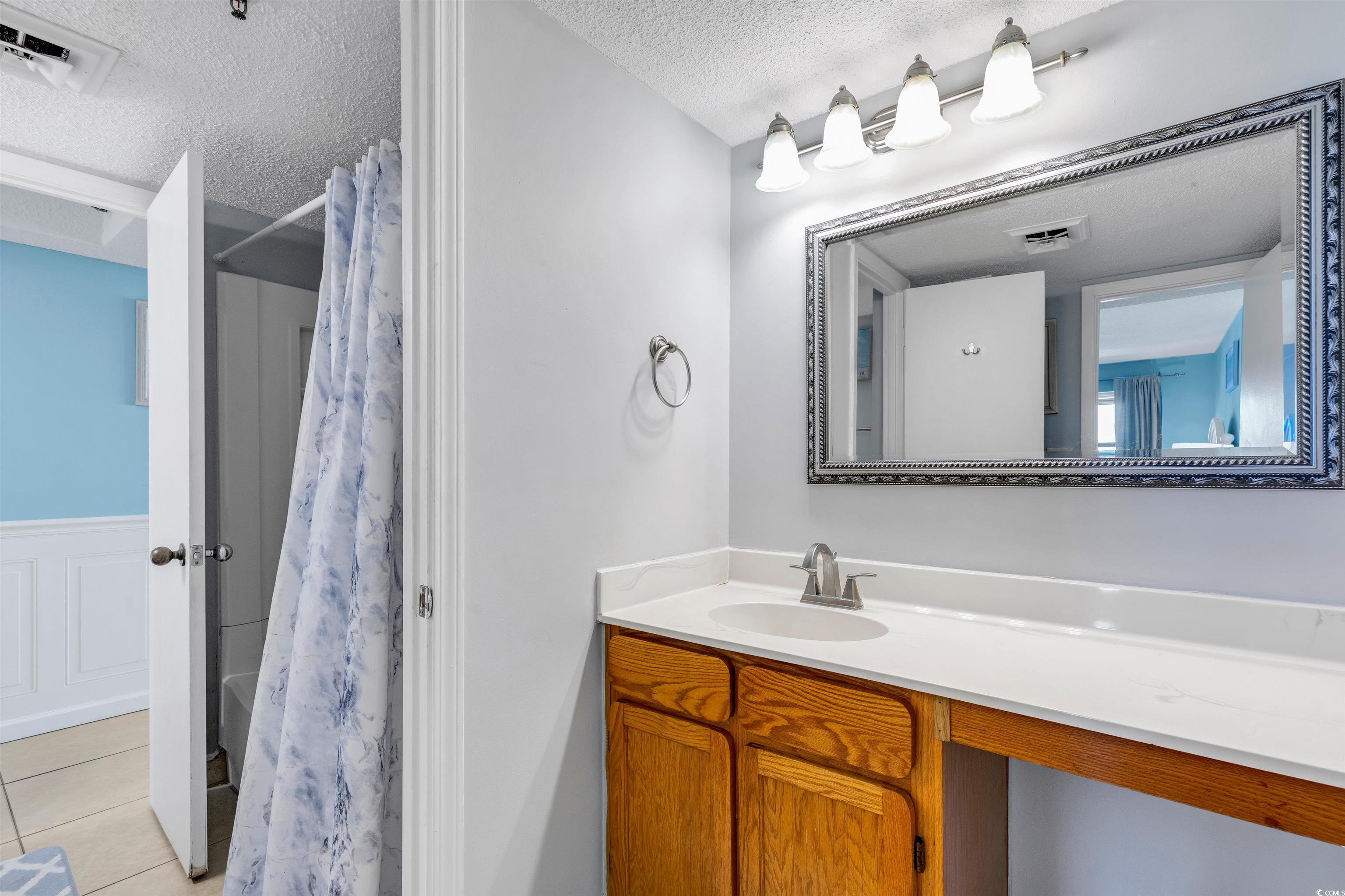 2500 N Ocean Blvd. Property Photo 10
