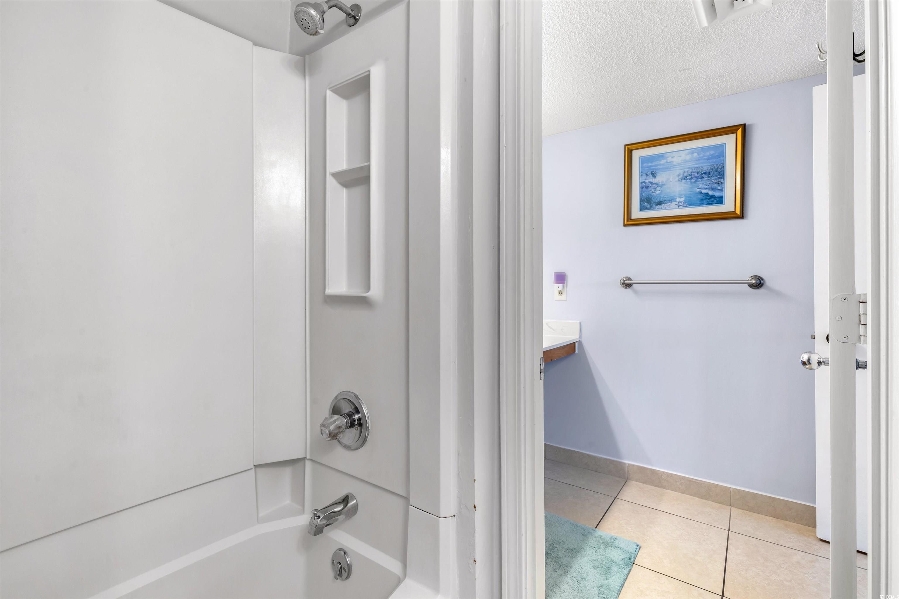 2500 N Ocean Blvd. Property Photo 12