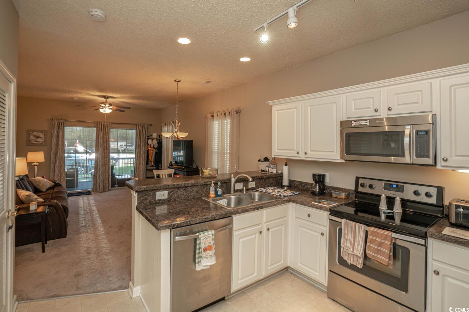 248 Sun Colony Blvd. Property Photo 7