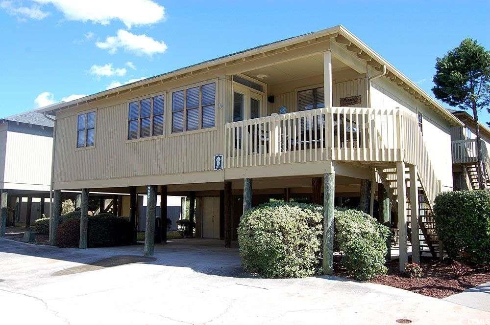 9500 Queens Ct. Property Photo