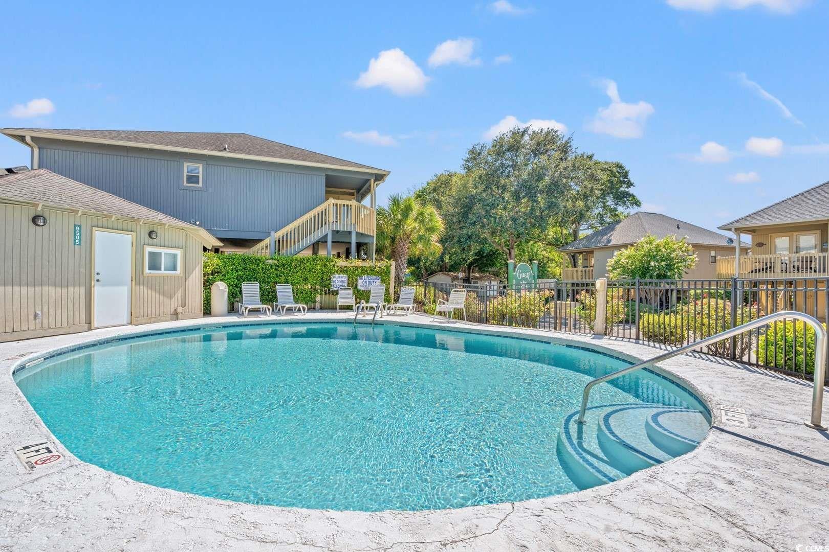 9500 Queens Ct. Property Photo 25