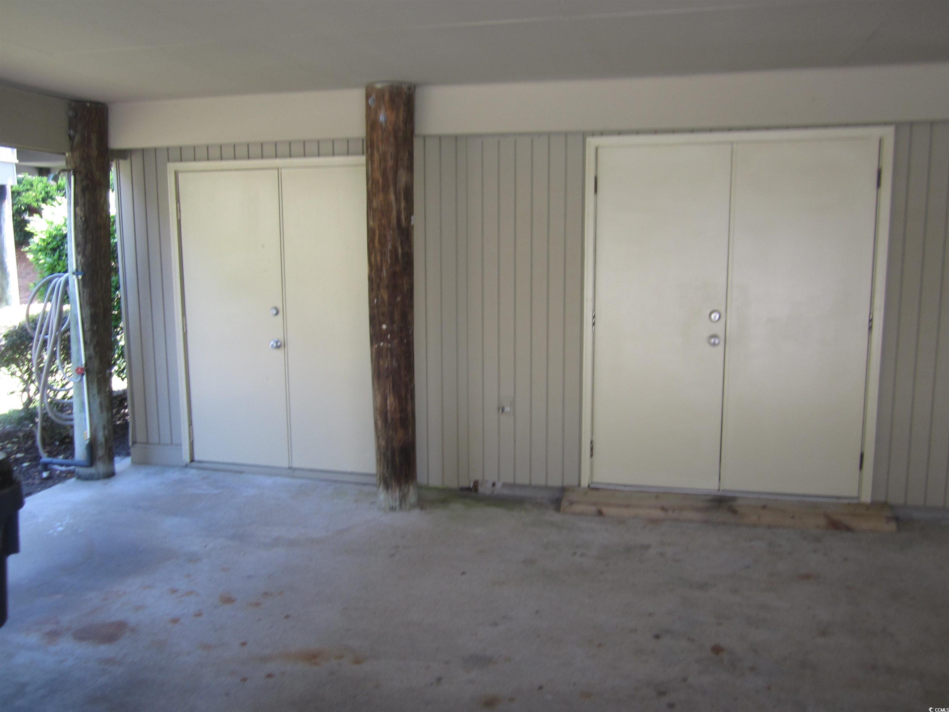 9500 Queens Ct. Property Photo 30