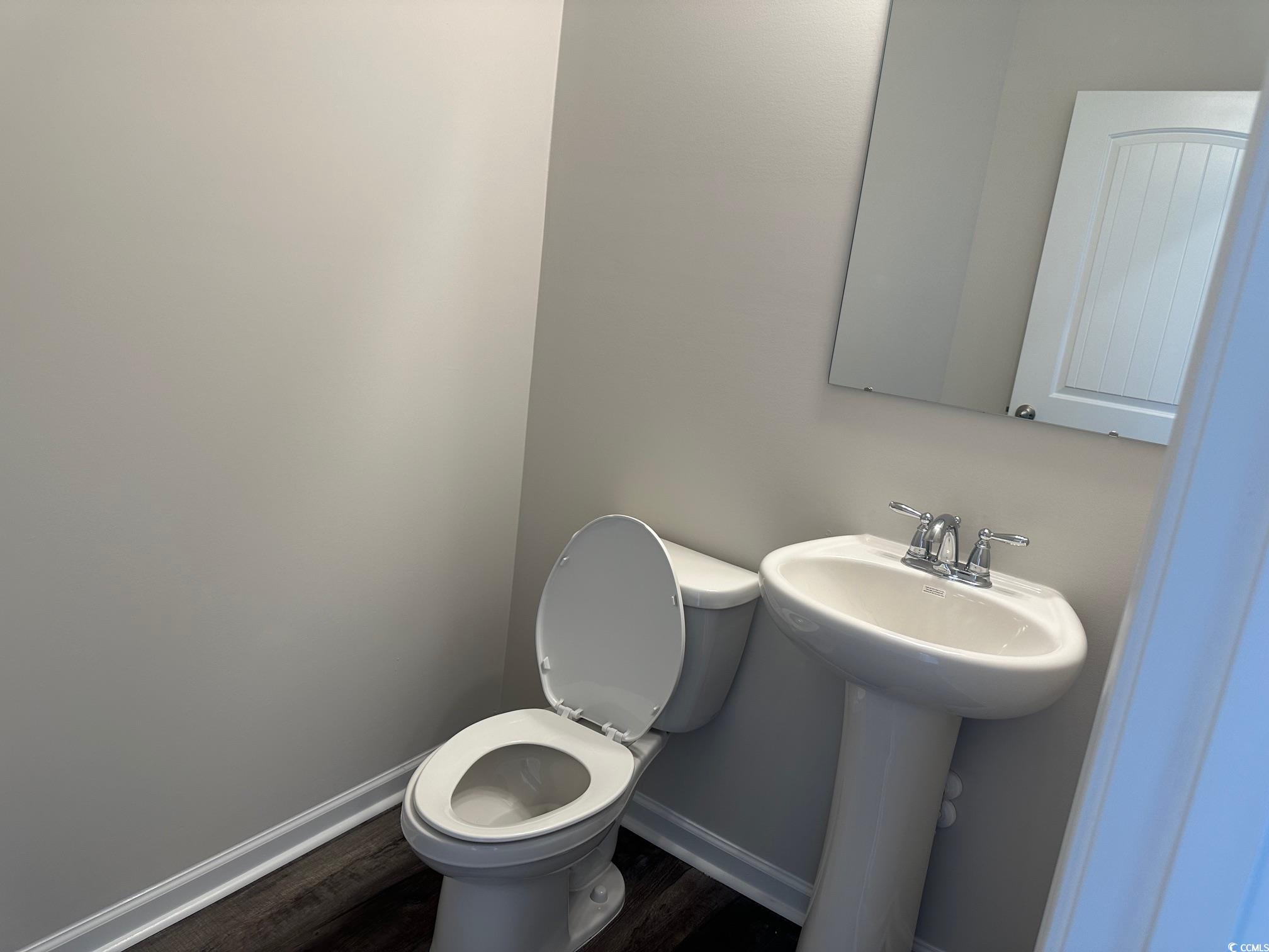 484 Honeyhill Loop Property Photo 6
