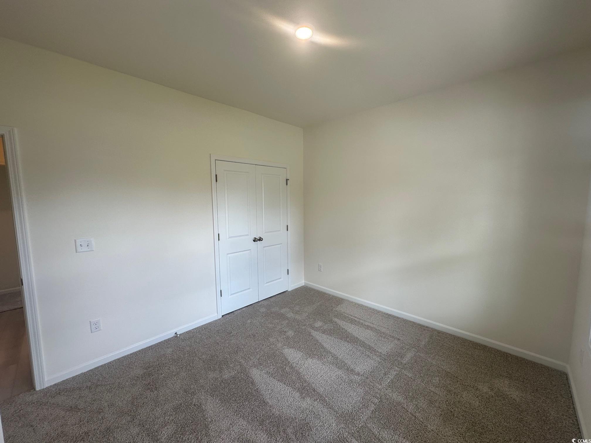 549 Honeyhill Loop Property Photo 4