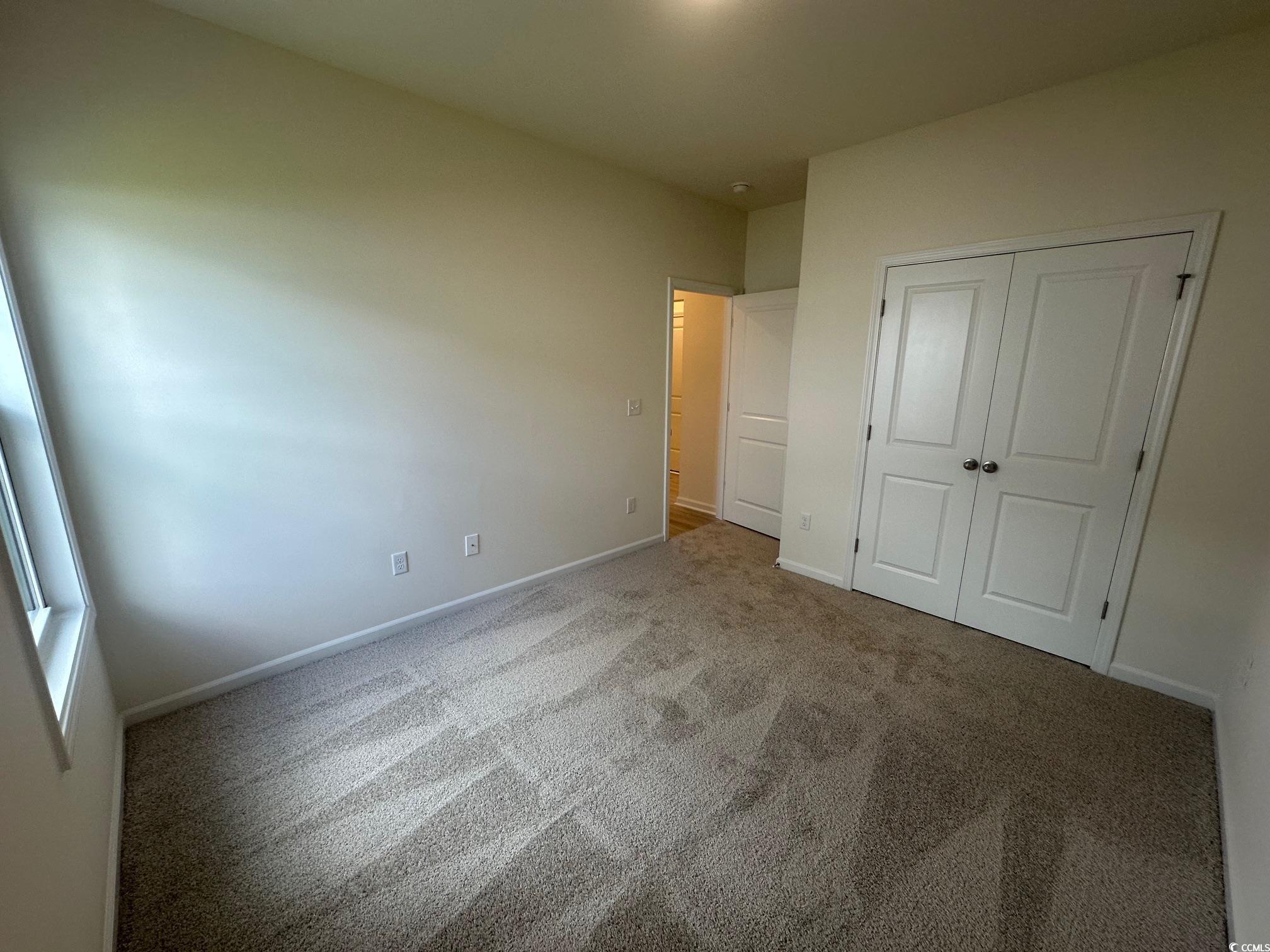 549 Honeyhill Loop Property Photo 6