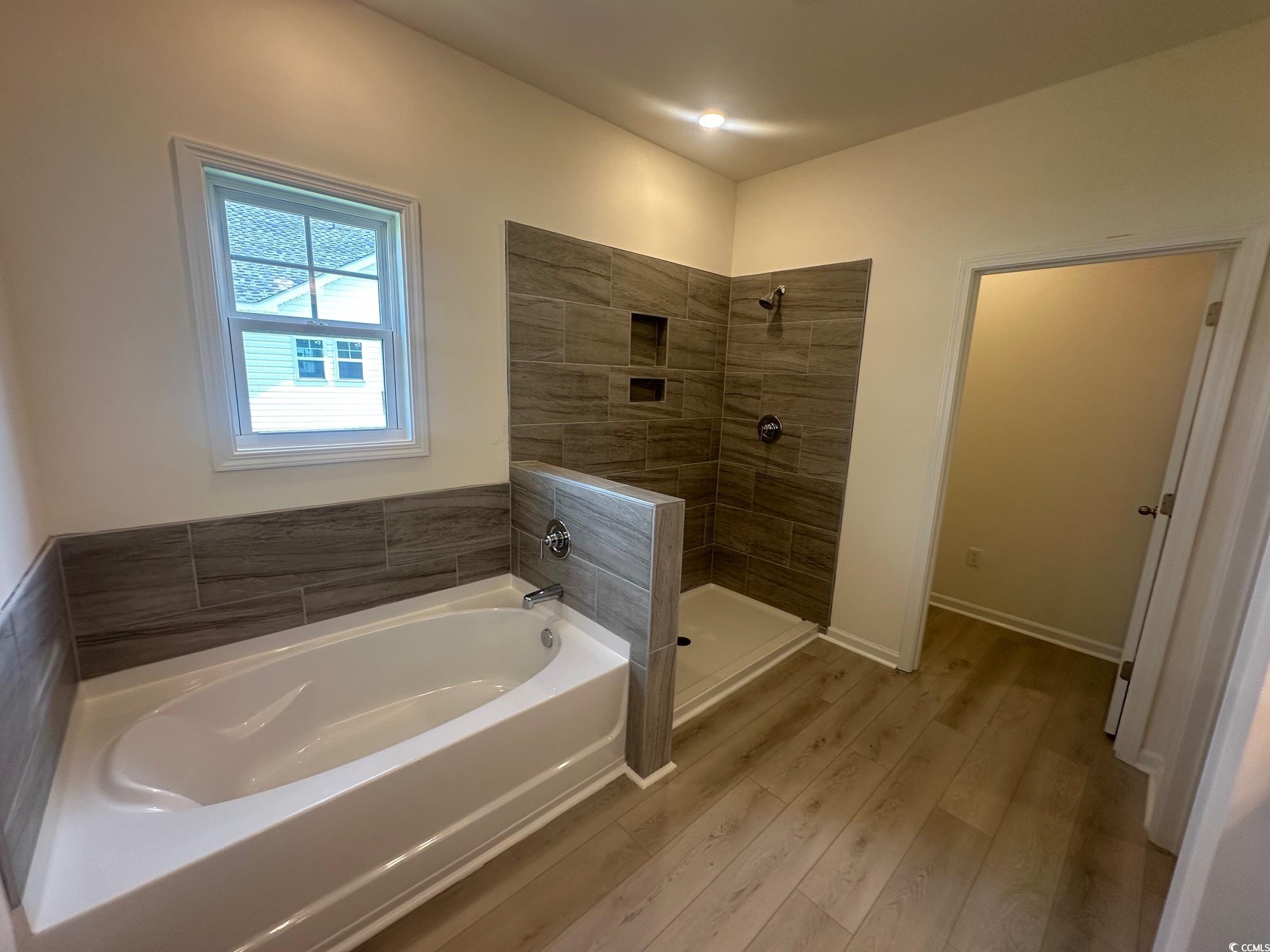 549 Honeyhill Loop Property Photo 14