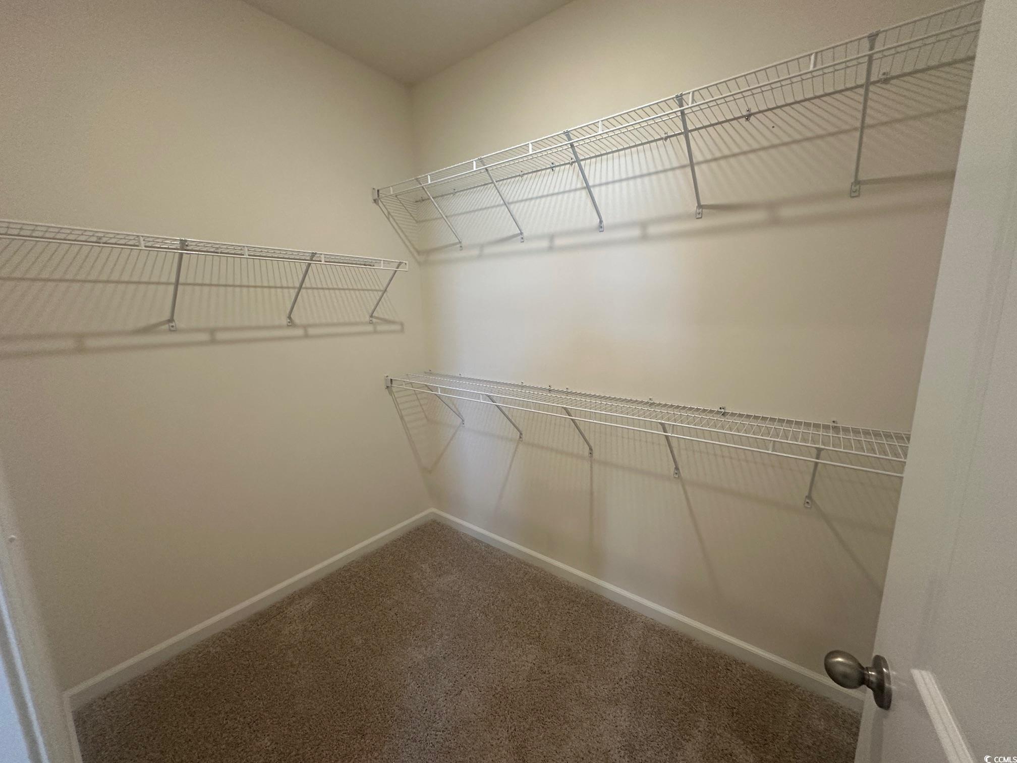 549 Honeyhill Loop Property Photo 16