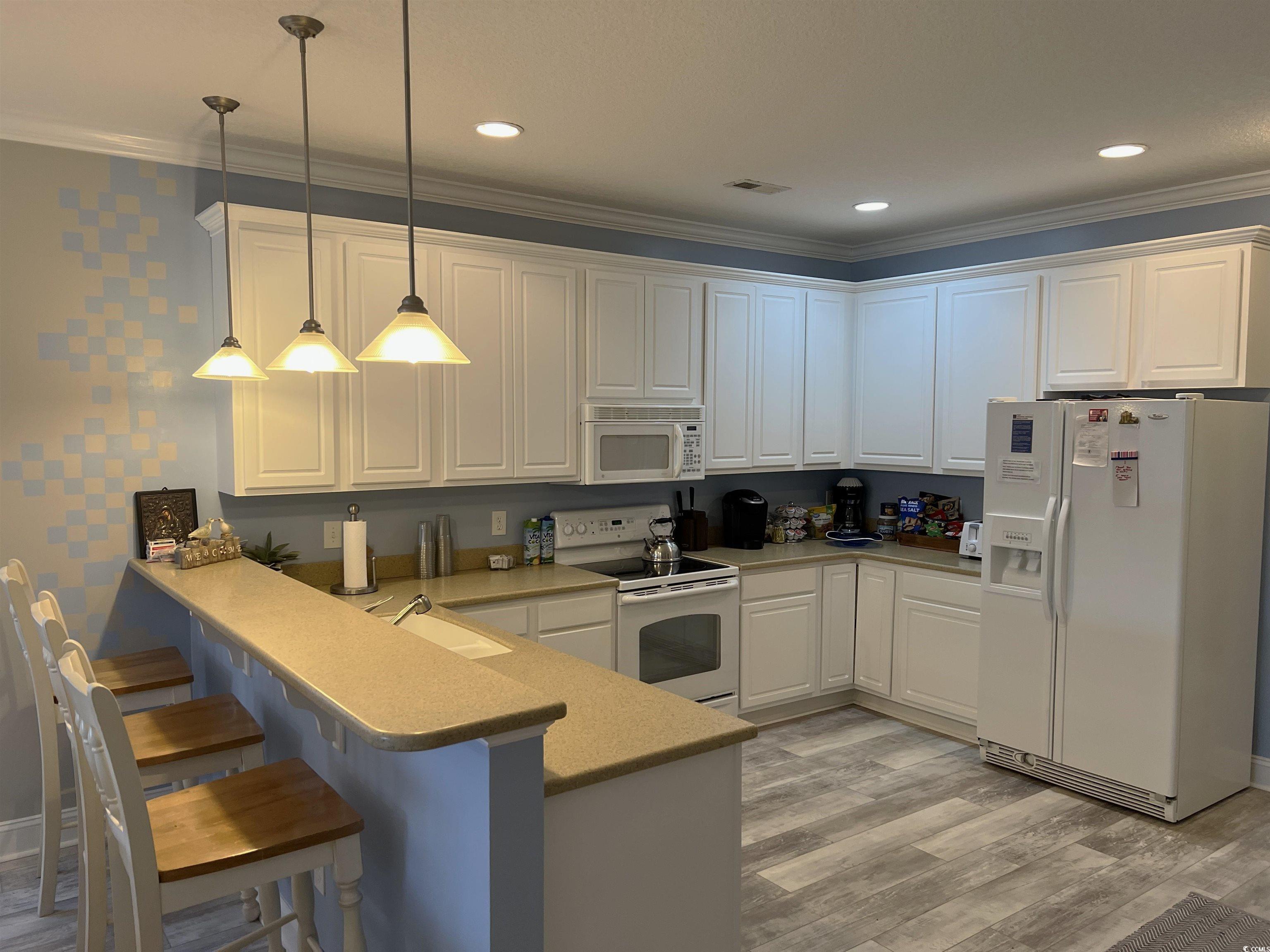 1516 Edge Dr. Property Photo 5