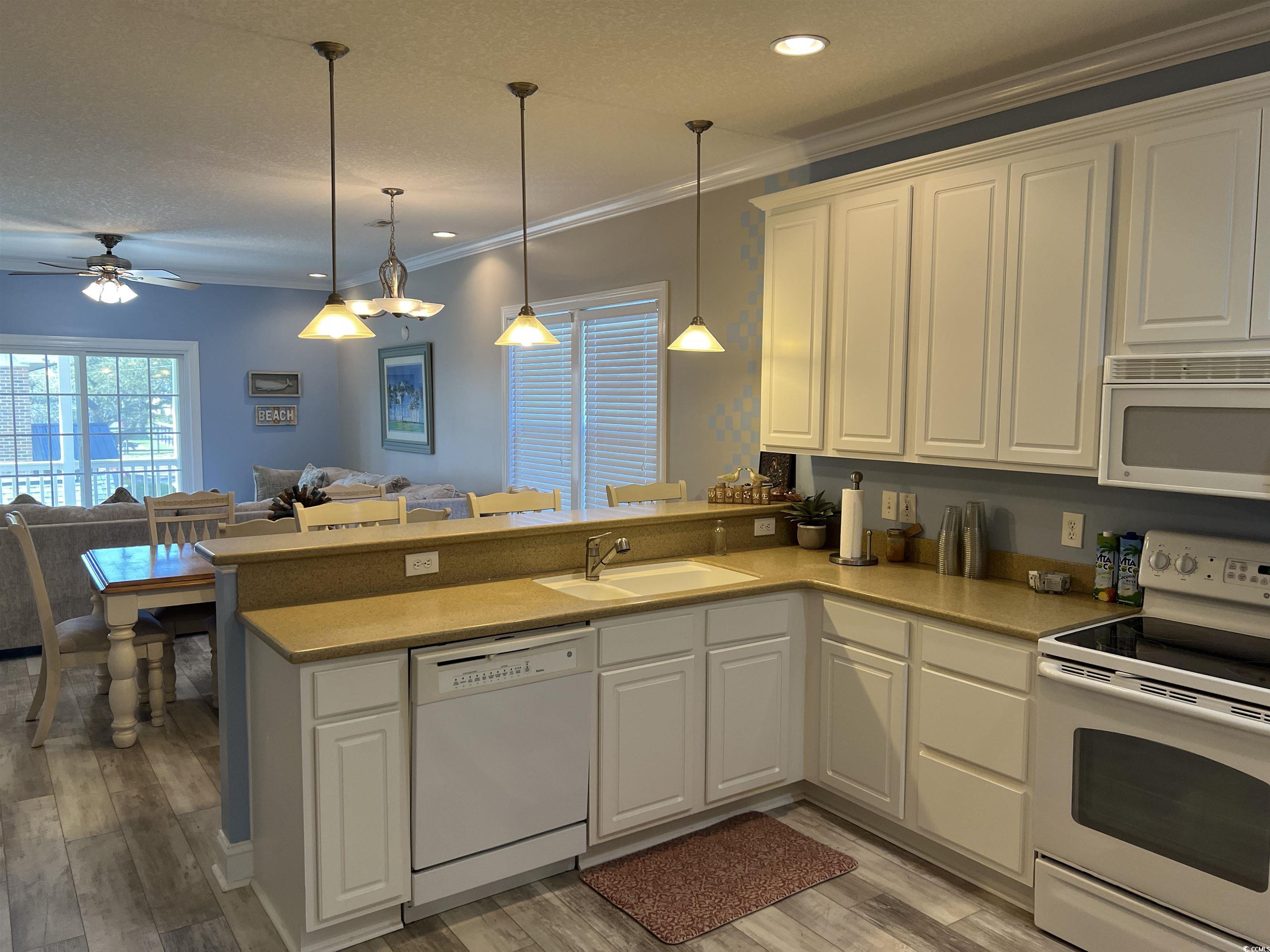 1516 Edge Dr. Property Photo 8