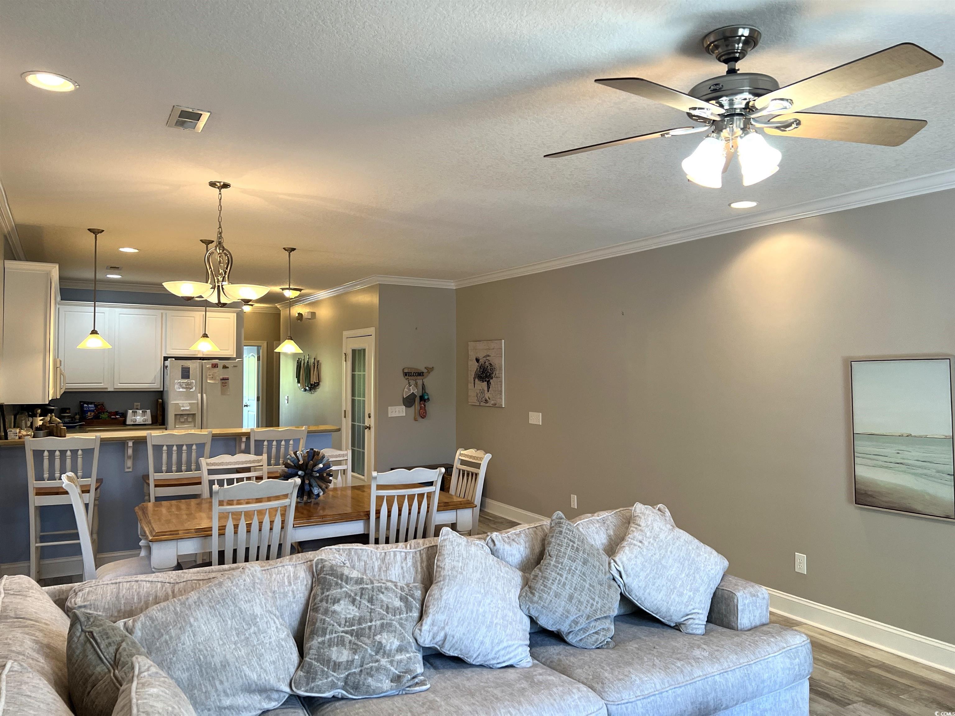 1516 Edge Dr. Property Photo 11