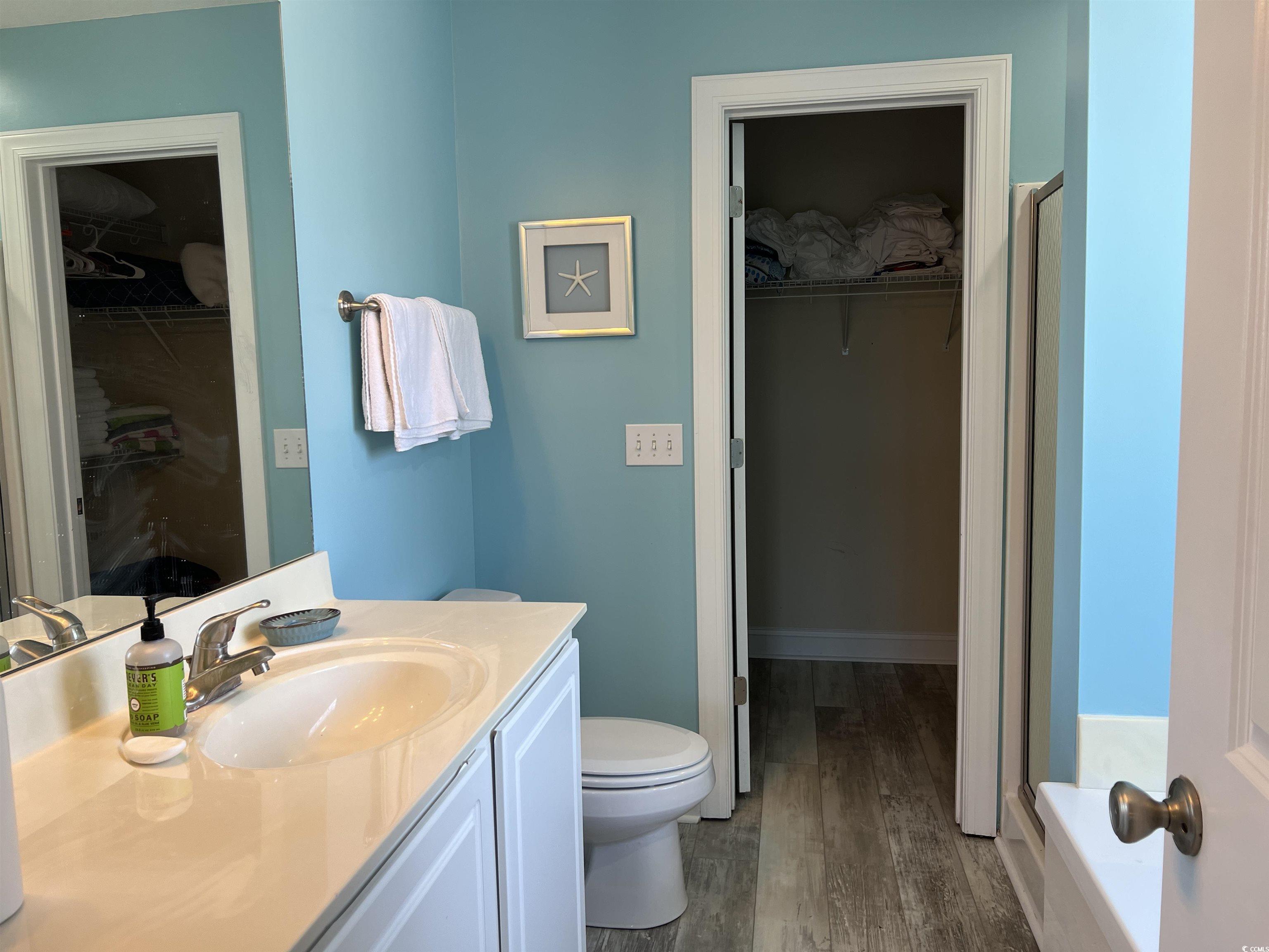 1516 Edge Dr. Property Photo 17