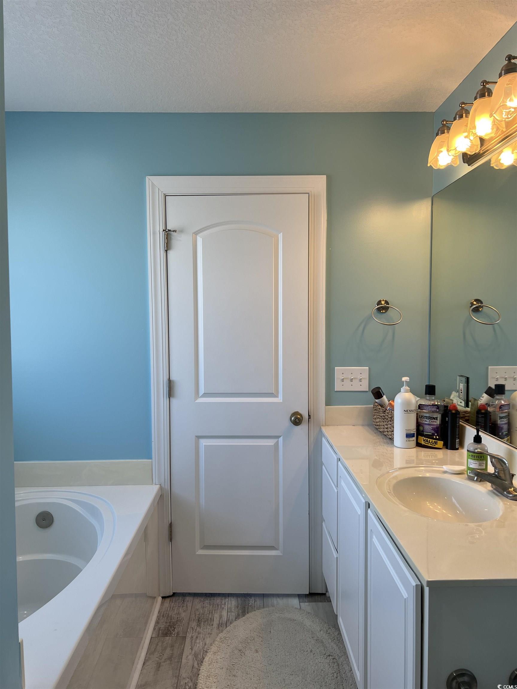 1516 Edge Dr. Property Photo 18