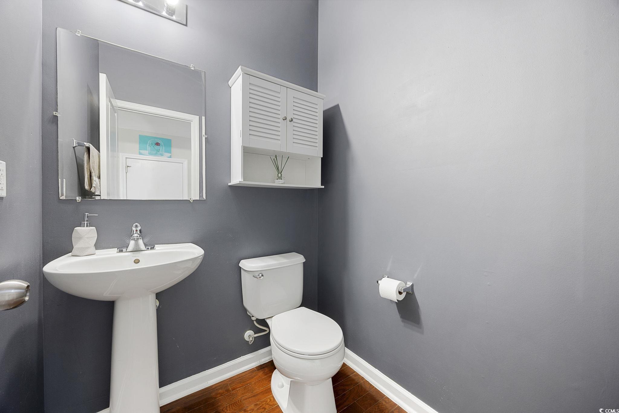 650 Woodman Dr. Property Photo 11