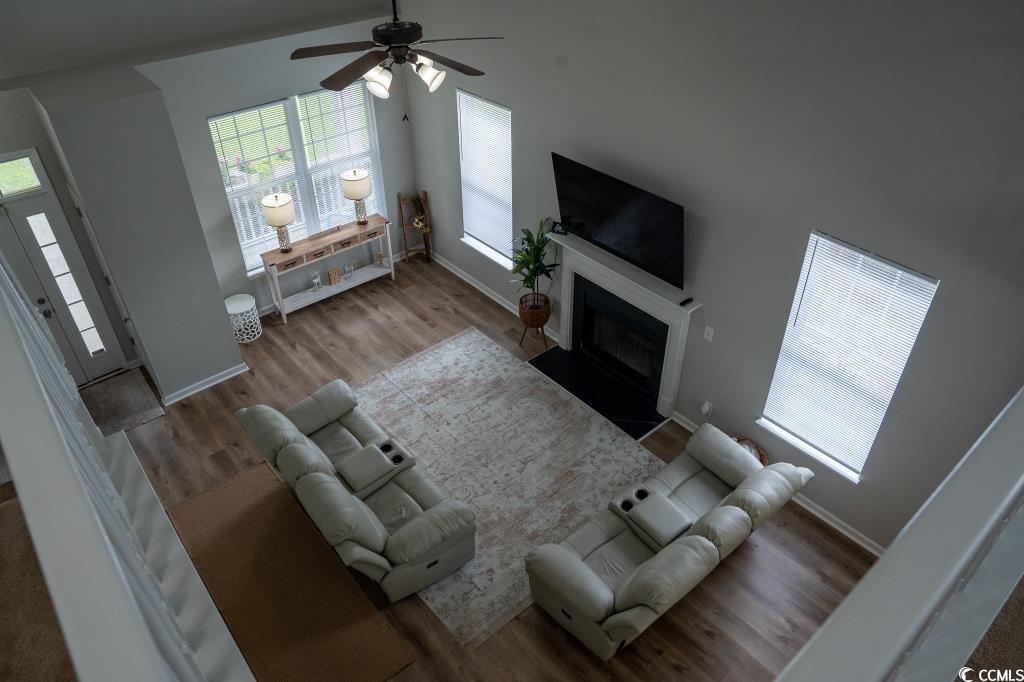 2039 Chadbury Ln. Property Photo 4