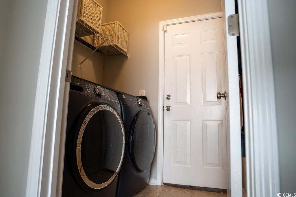 2039 Chadbury Ln. Property Photo 24