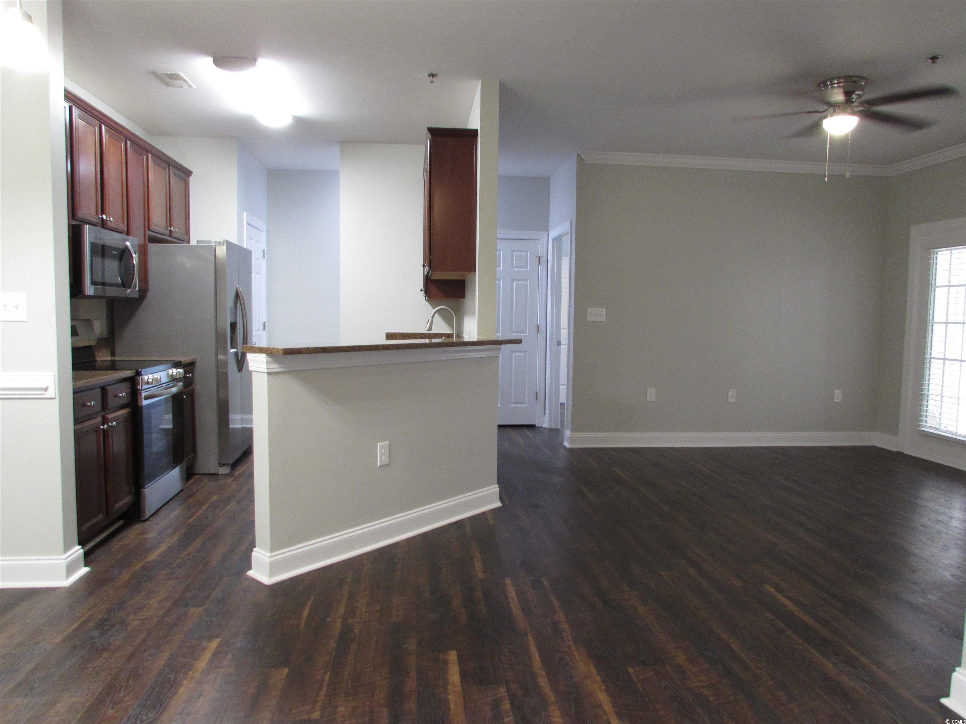 2013 Silvercrest Dr. Property Photo 9