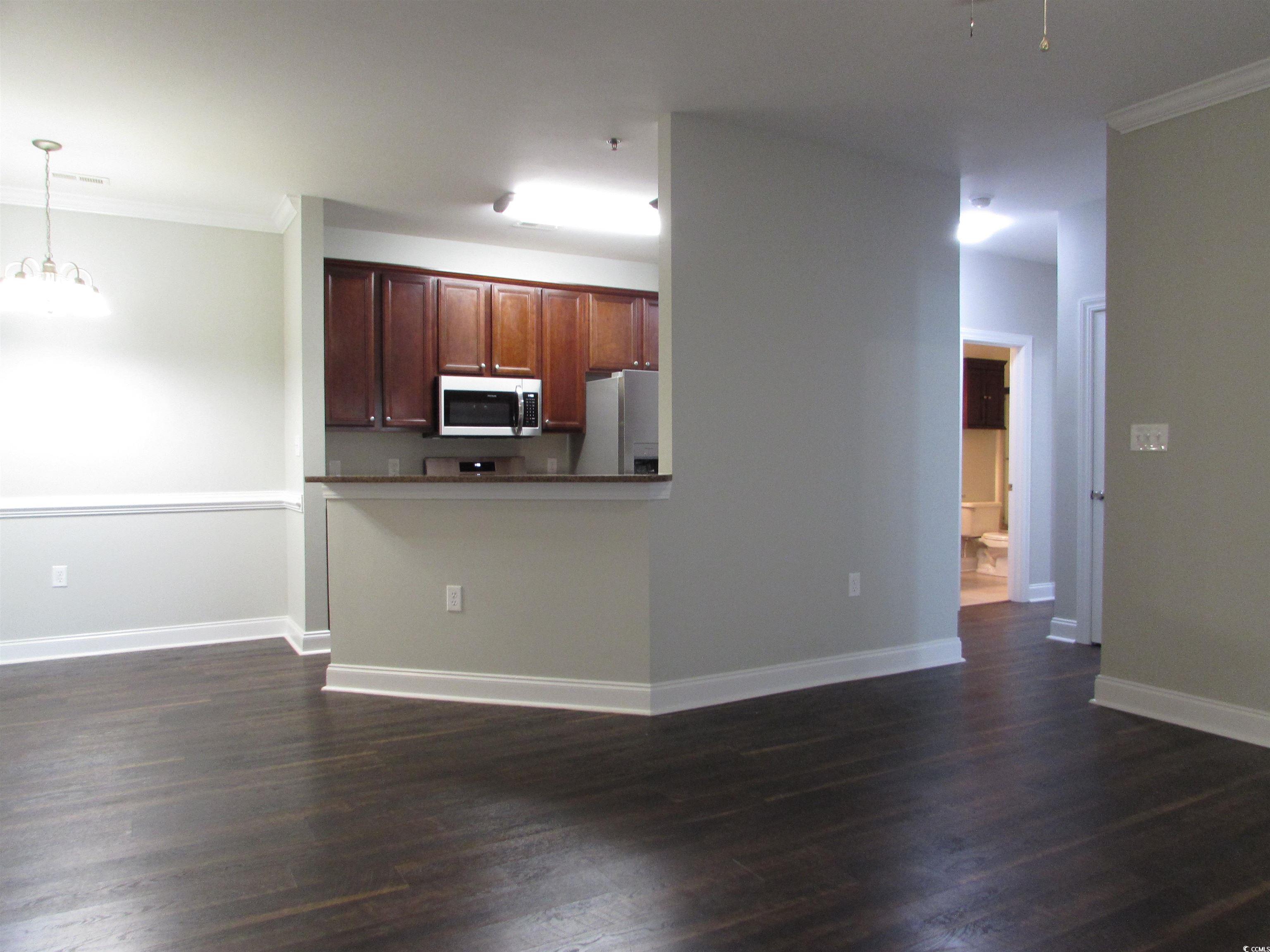 2013 Silvercrest Dr. Property Photo 11