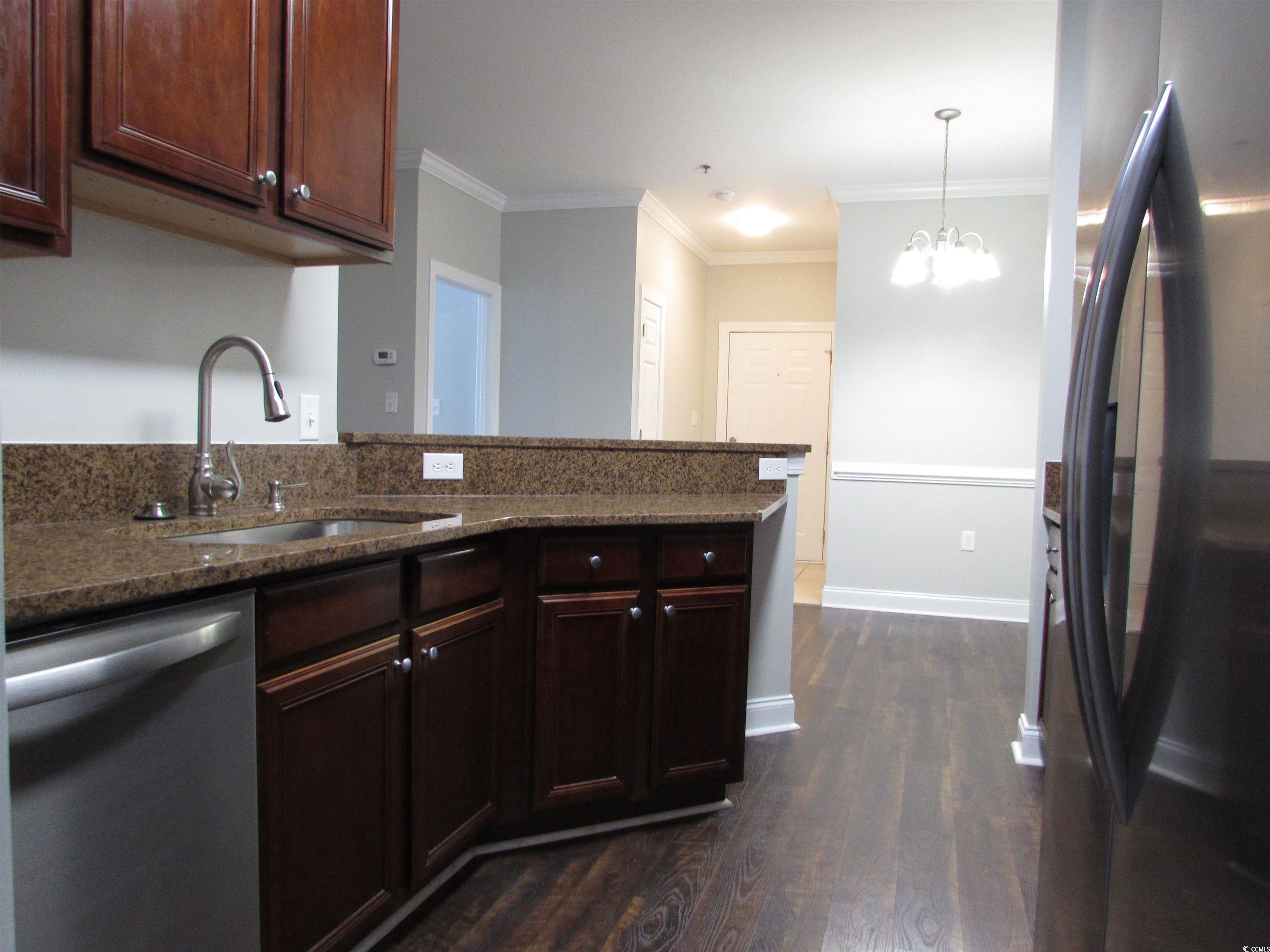 2013 Silvercrest Dr. Property Photo 18