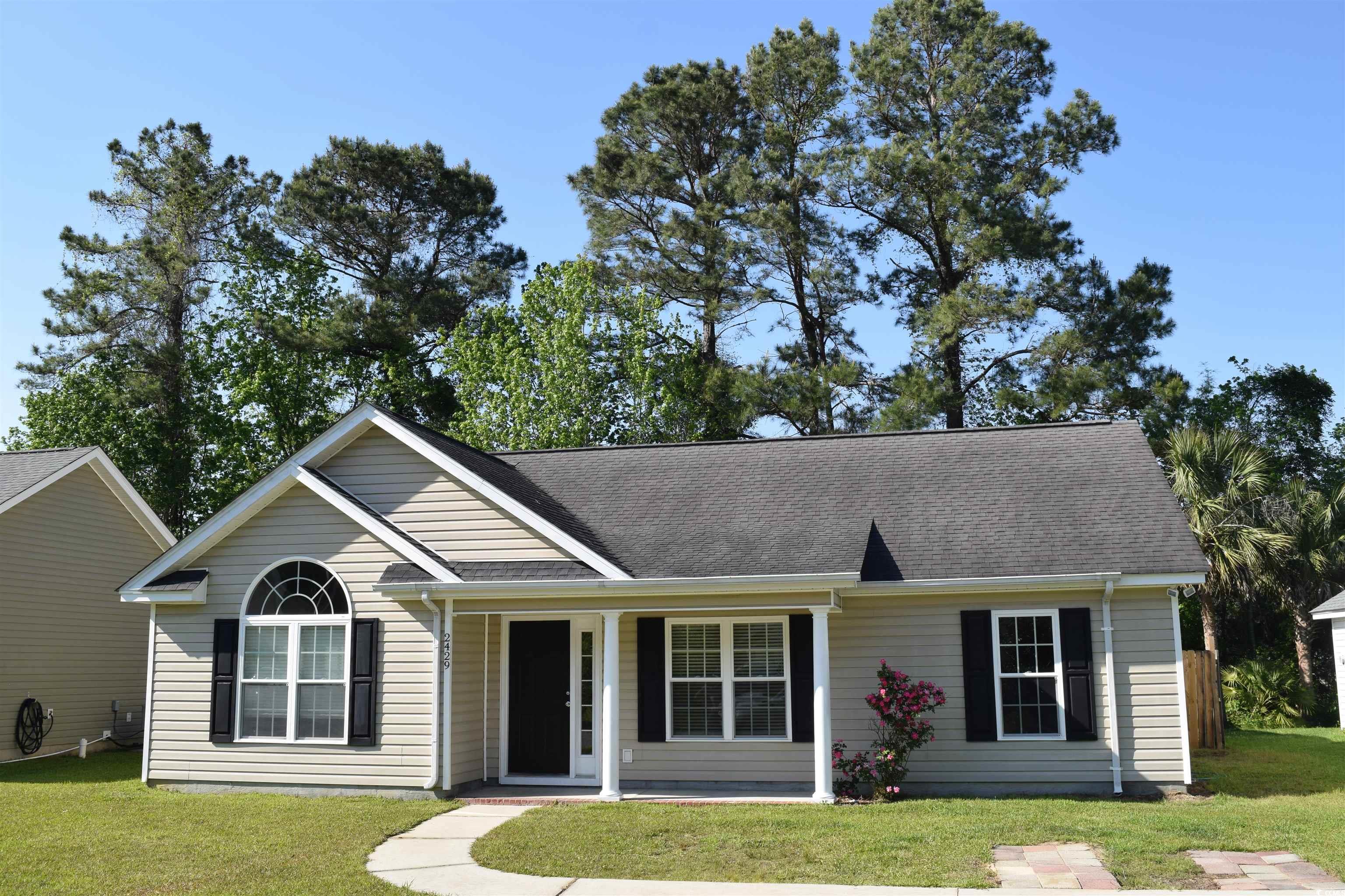 2429 Westbrook Dr. Property Photo 2