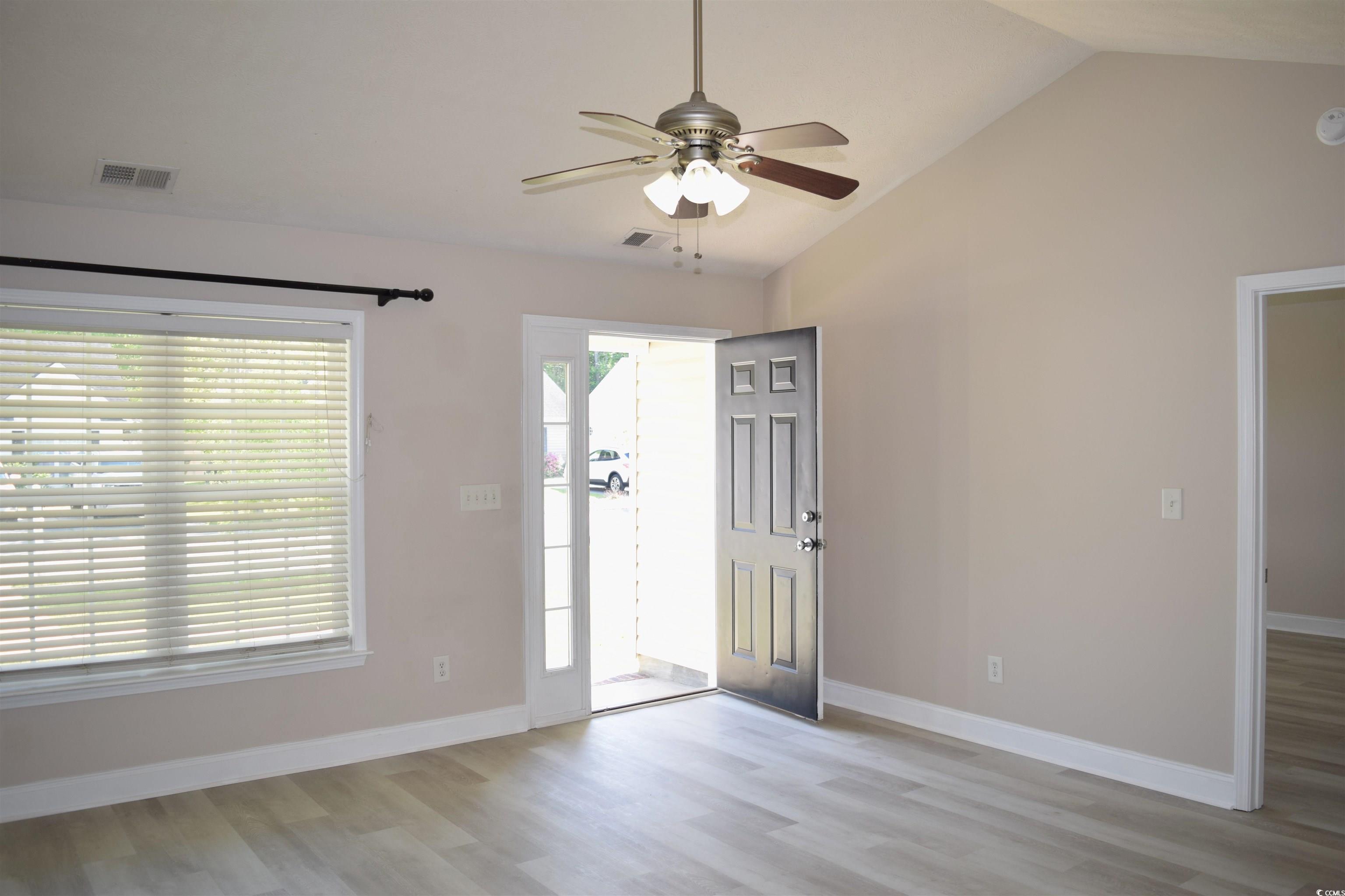 2429 Westbrook Dr. Property Photo 10