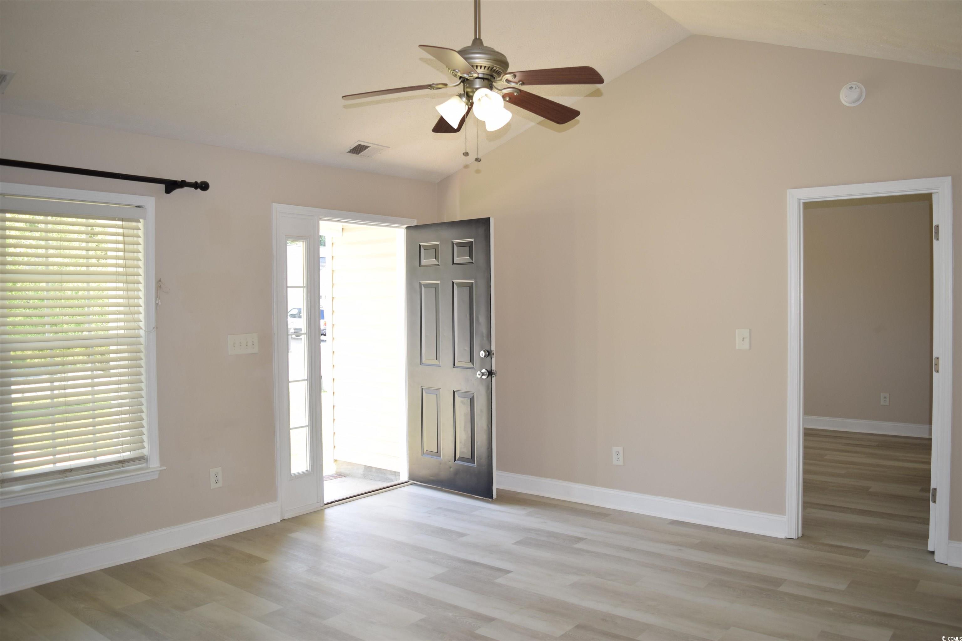 2429 Westbrook Dr. Property Photo 11