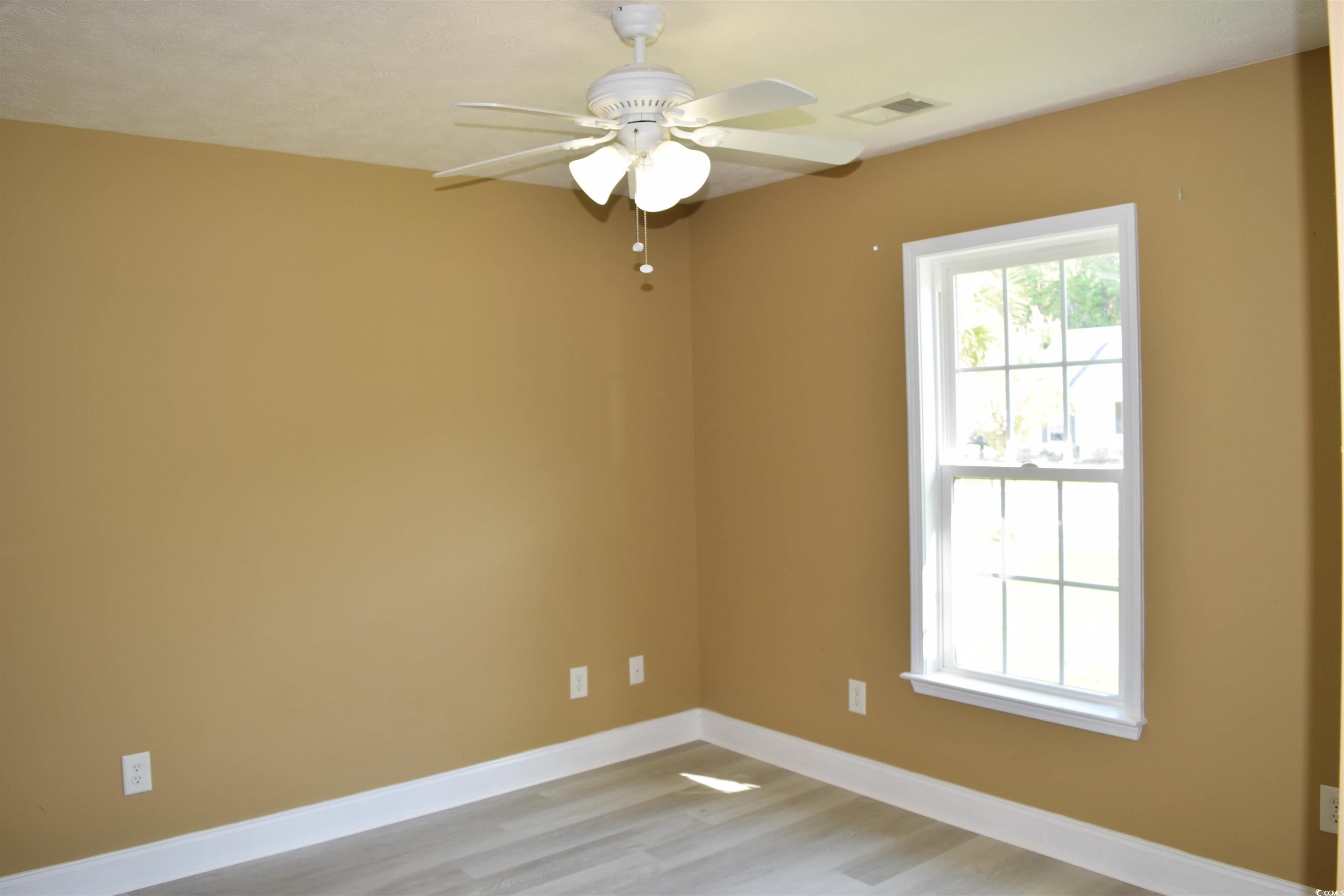 2429 Westbrook Dr. Property Photo 17