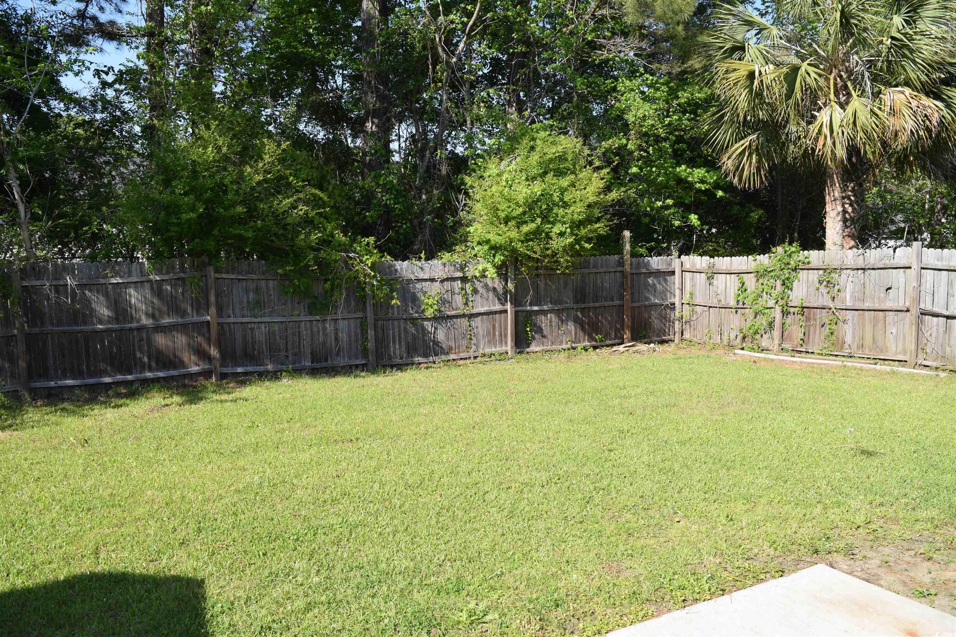 2429 Westbrook Dr. Property Photo 20