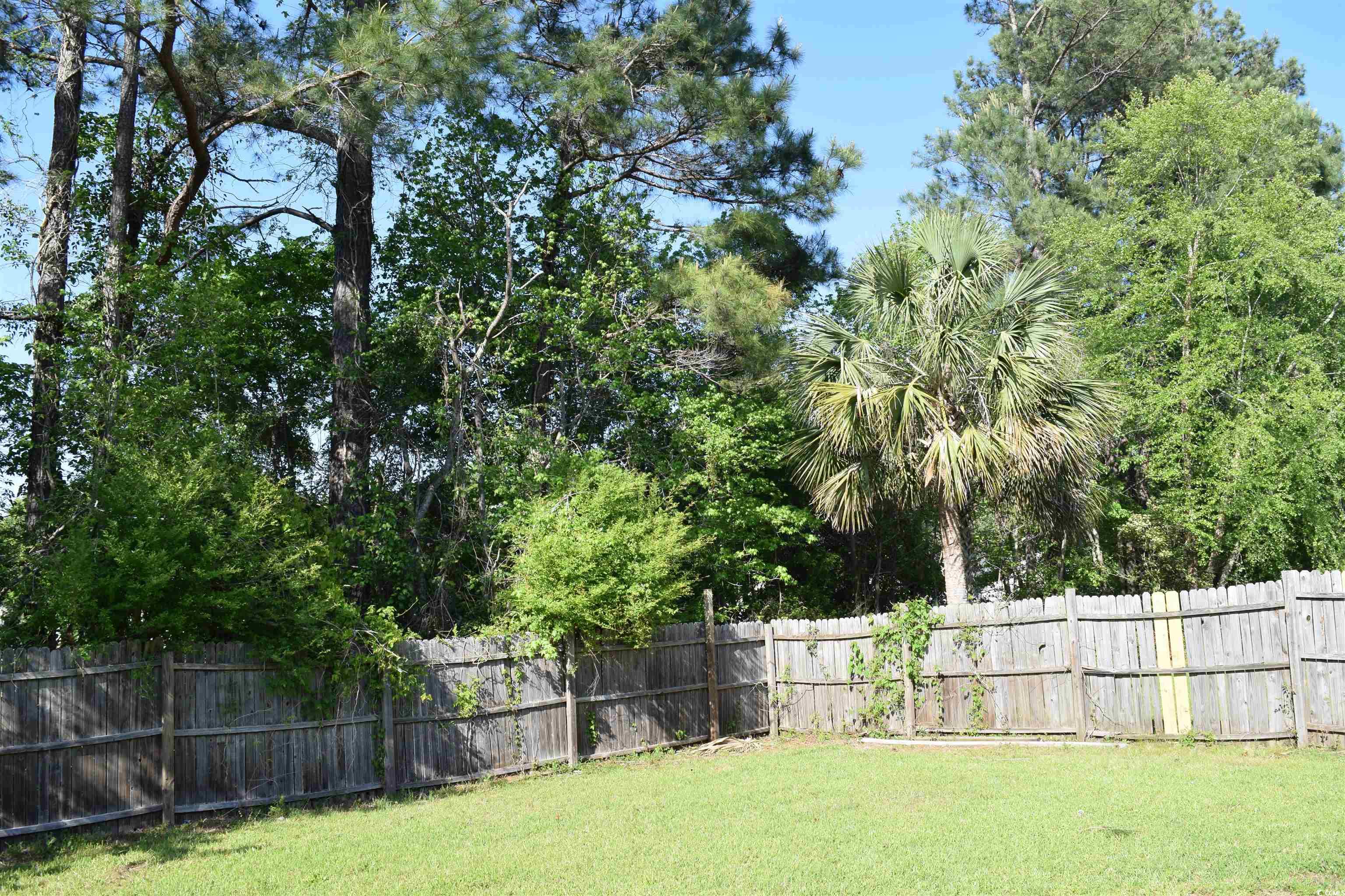 2429 Westbrook Dr. Property Photo 22