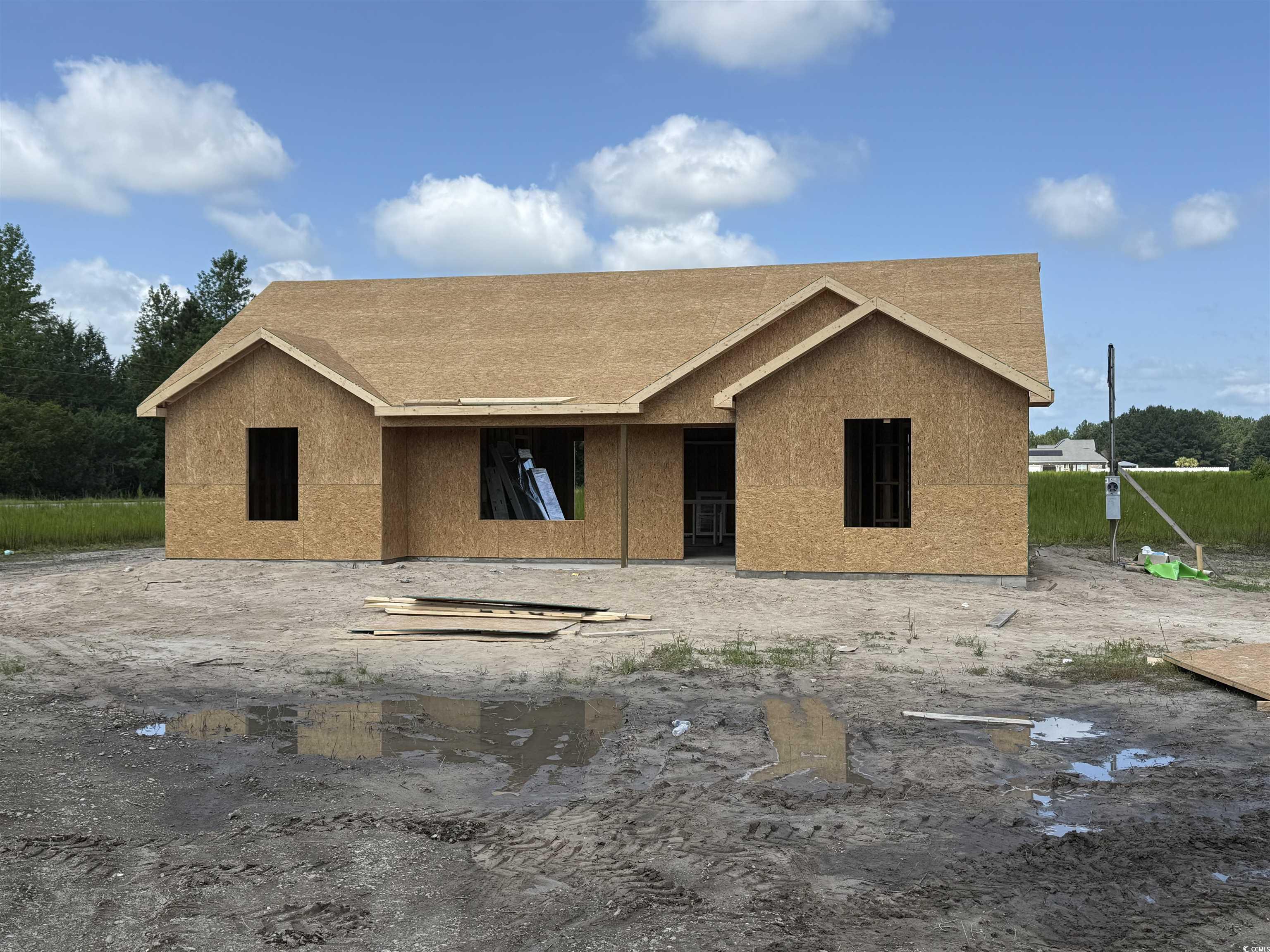 3415 B And S Rd. Property Photo 1