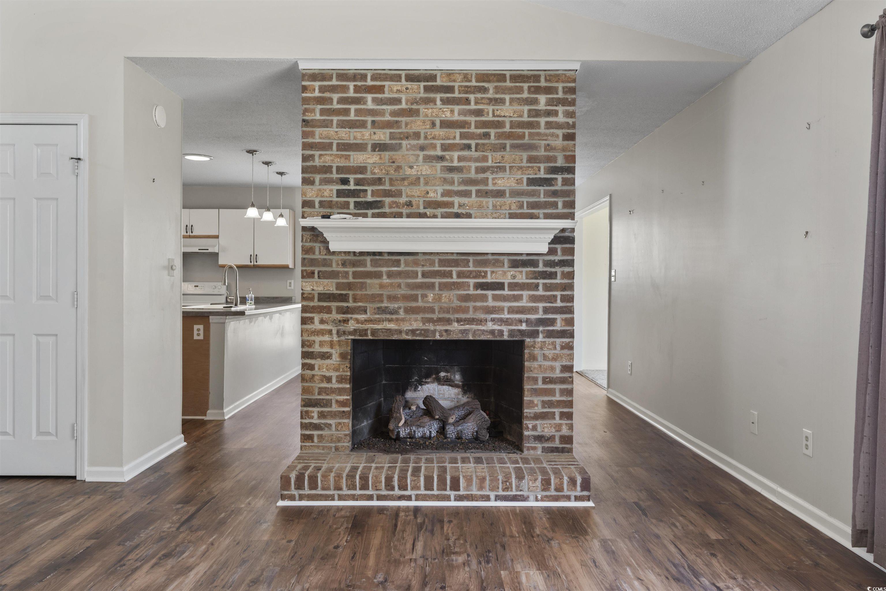 1406 Snowy Egret Dr. Property Photo 3