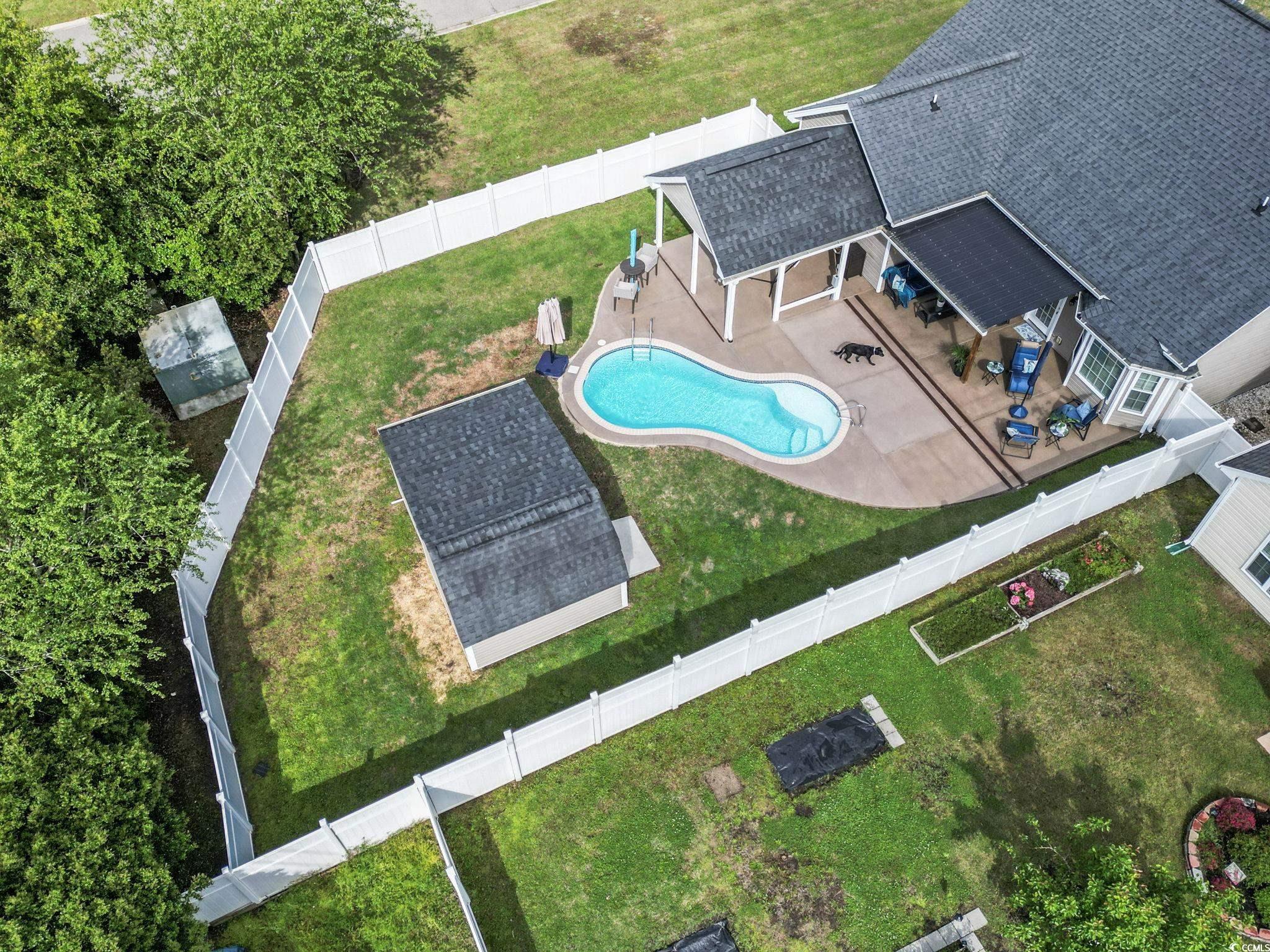 925 Oglethorpe Dr. Property Photo 5