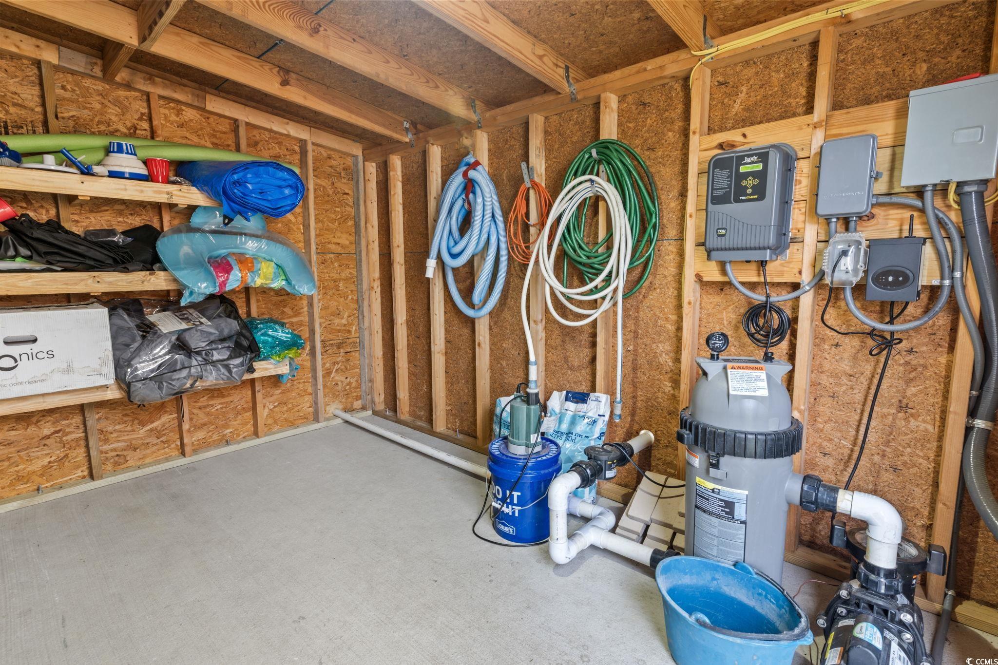 925 Oglethorpe Dr. Property Photo 26