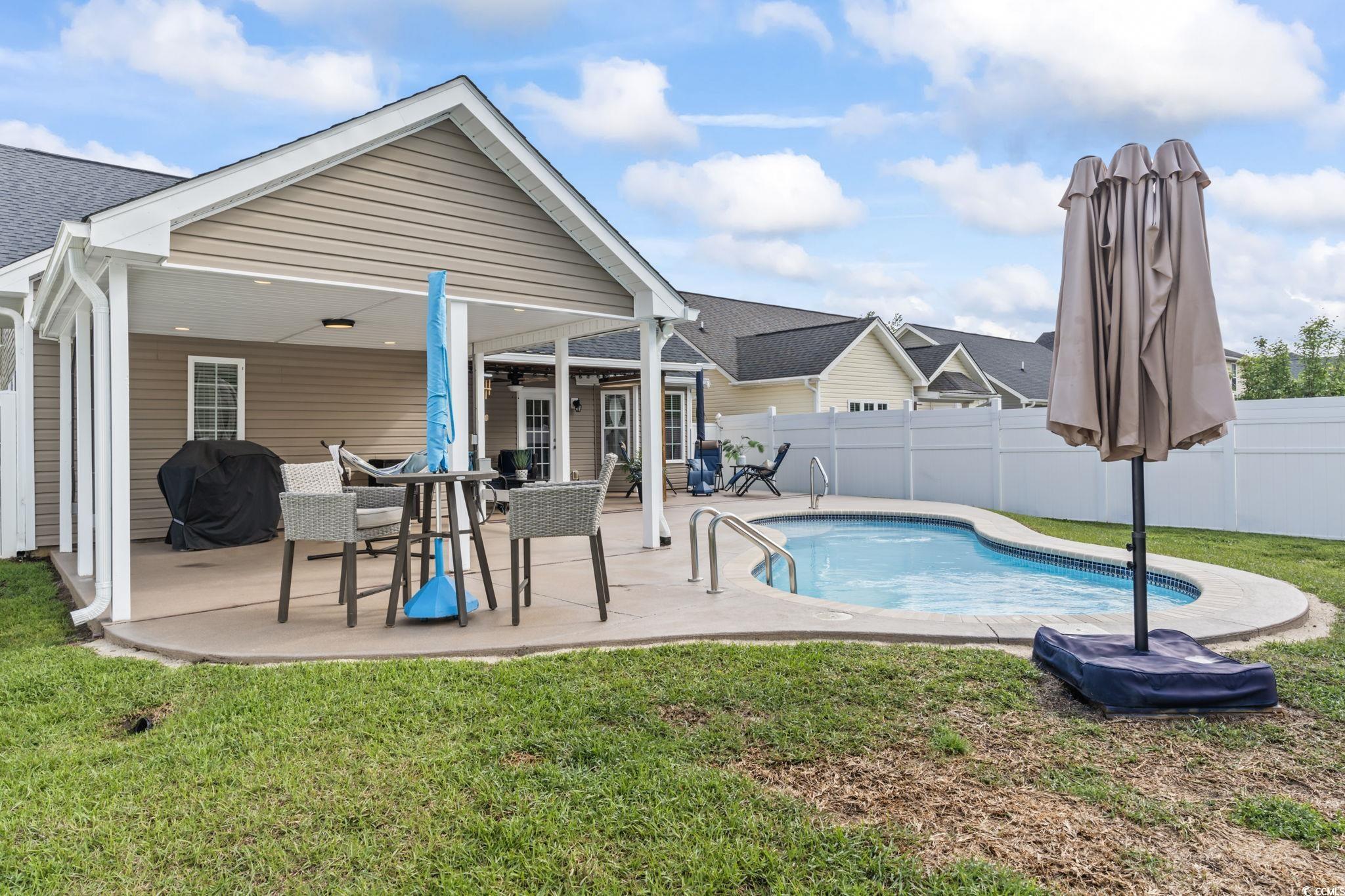 925 Oglethorpe Dr. Property Photo 34