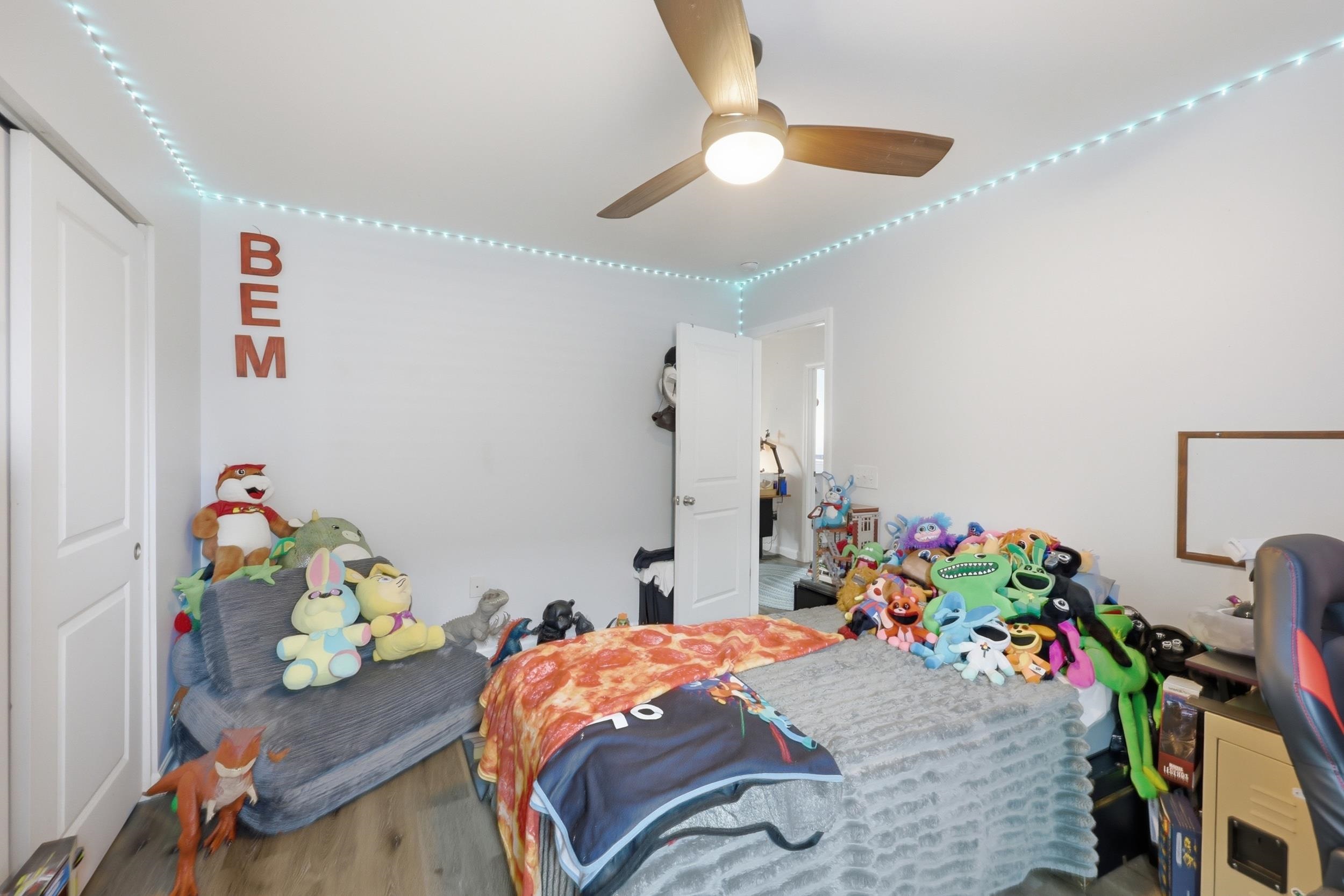 1093 Balmore Dr. Property Photo 15