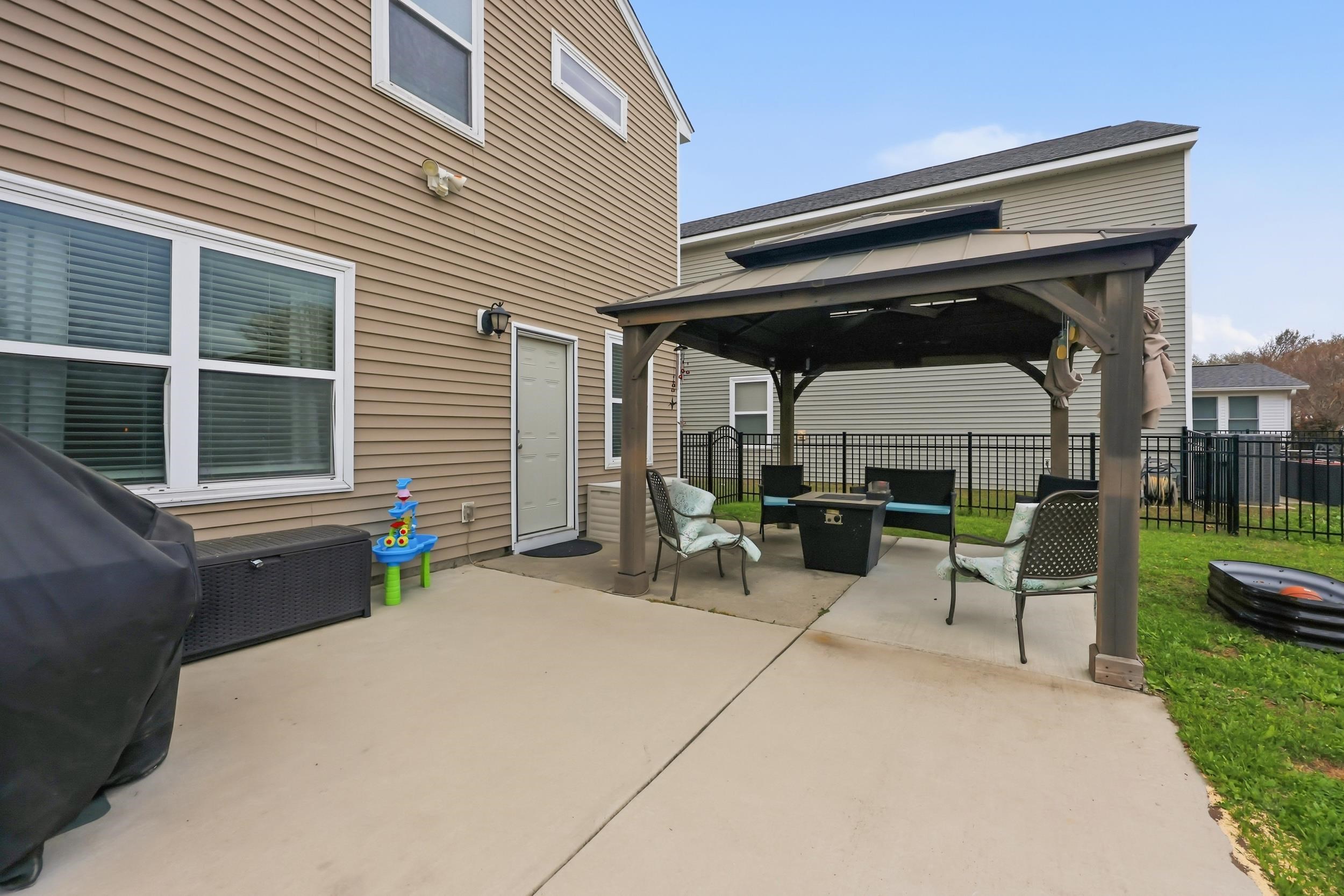 1093 Balmore Dr. Property Photo 23