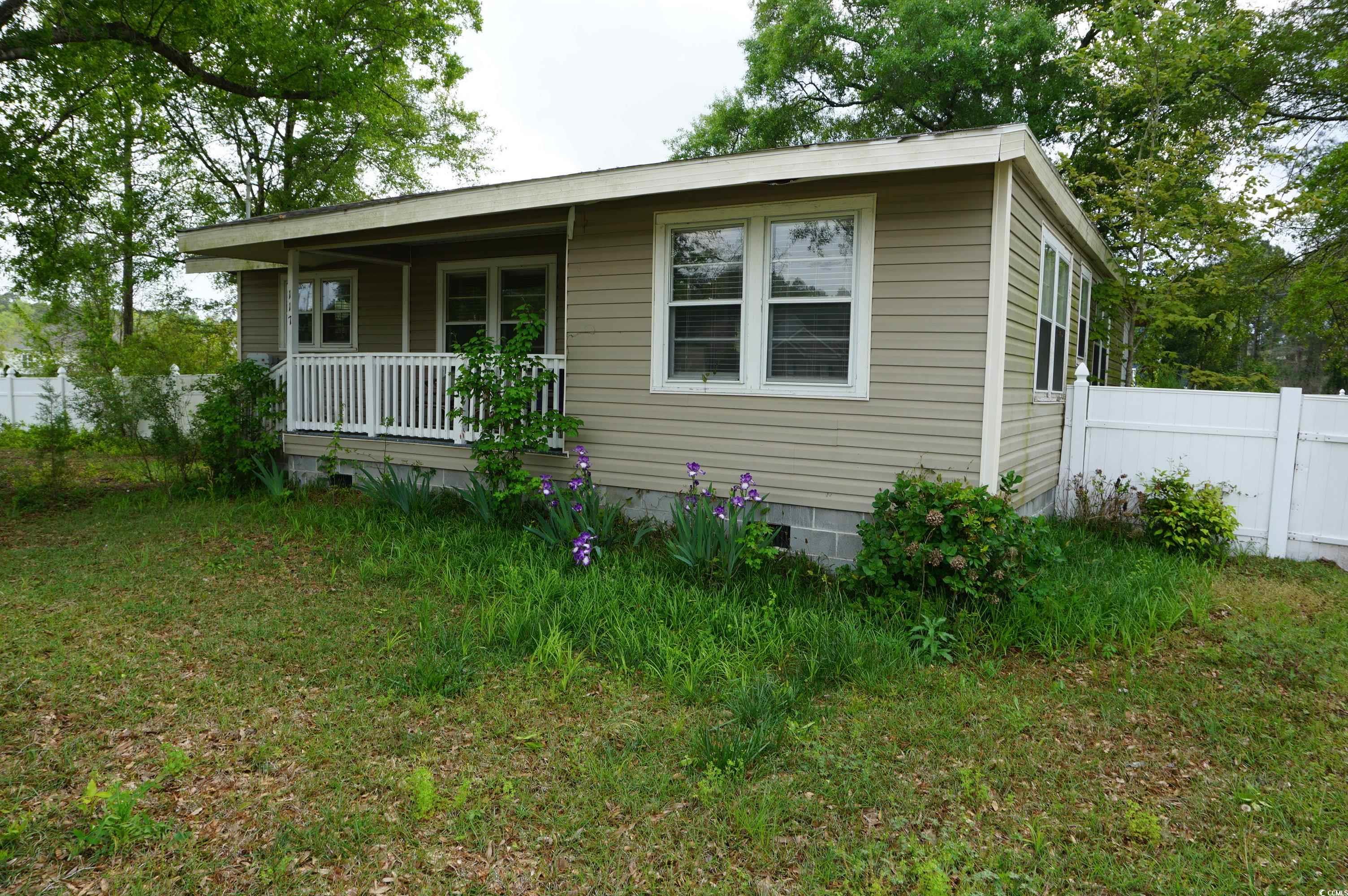 117 Zoe Ct. Property Photo