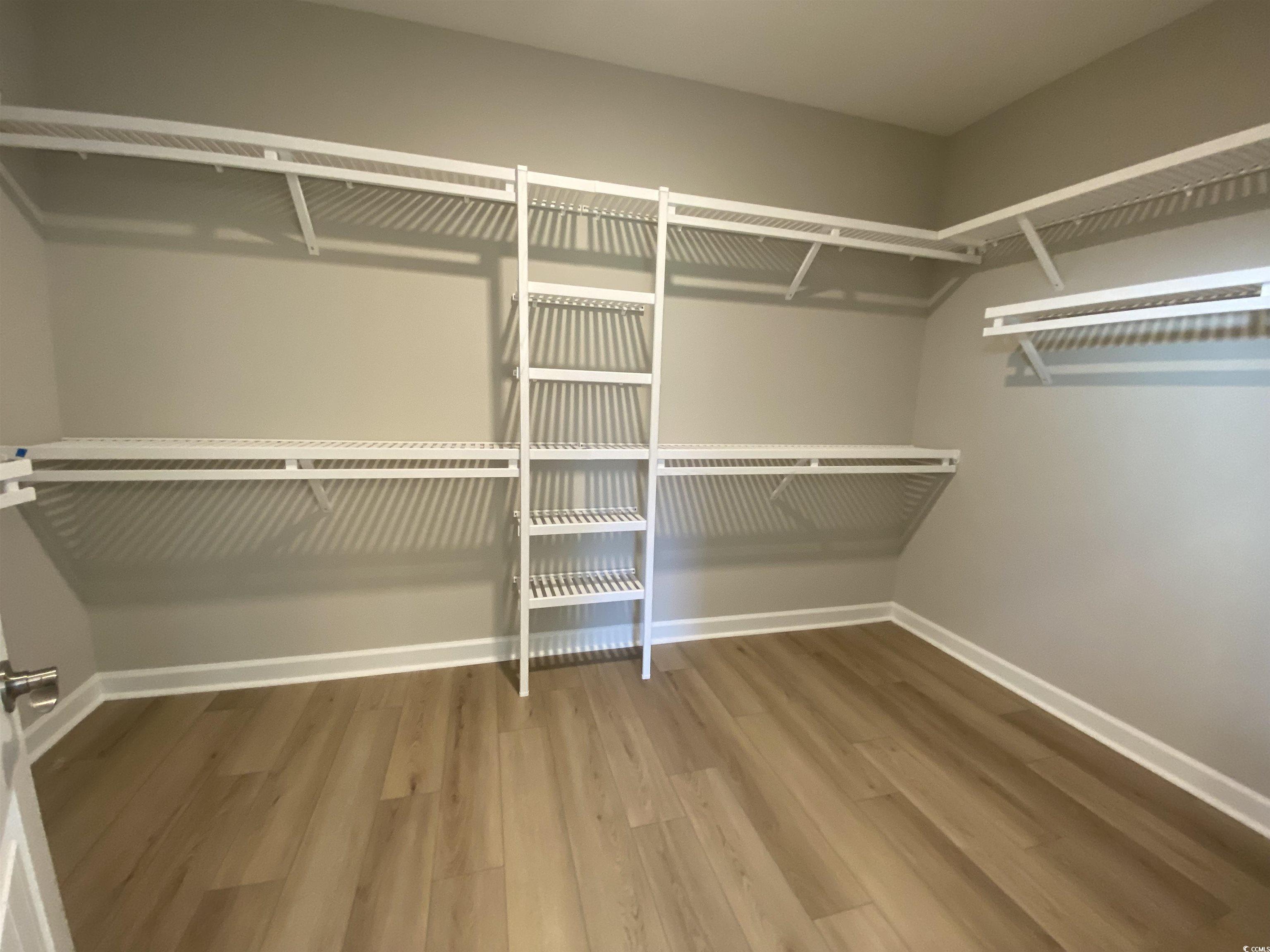 1236 Needle Grass Loop Property Photo 7