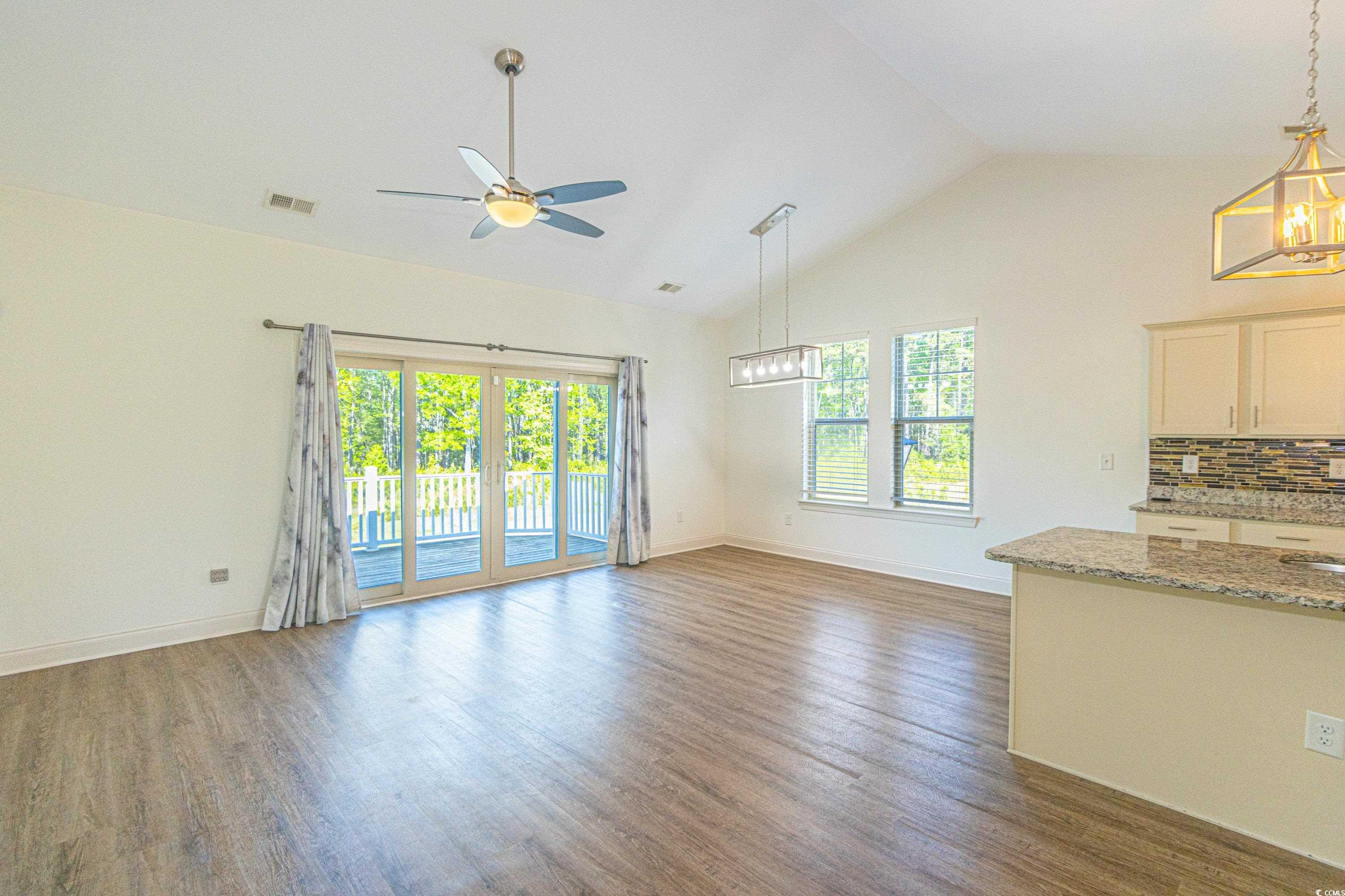 105 Villa Mar Dr. Property Photo 3