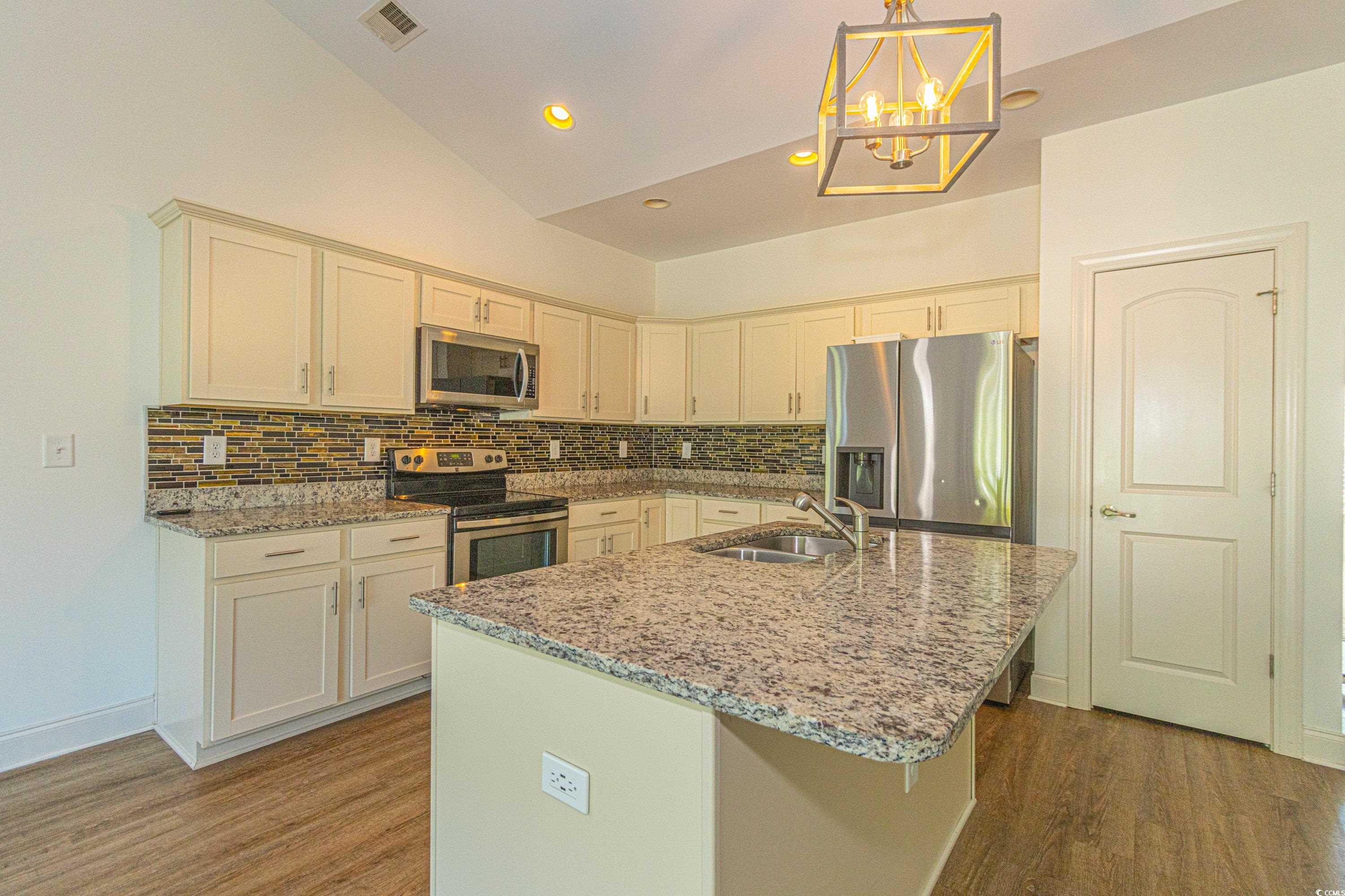 105 Villa Mar Dr. Property Photo 7